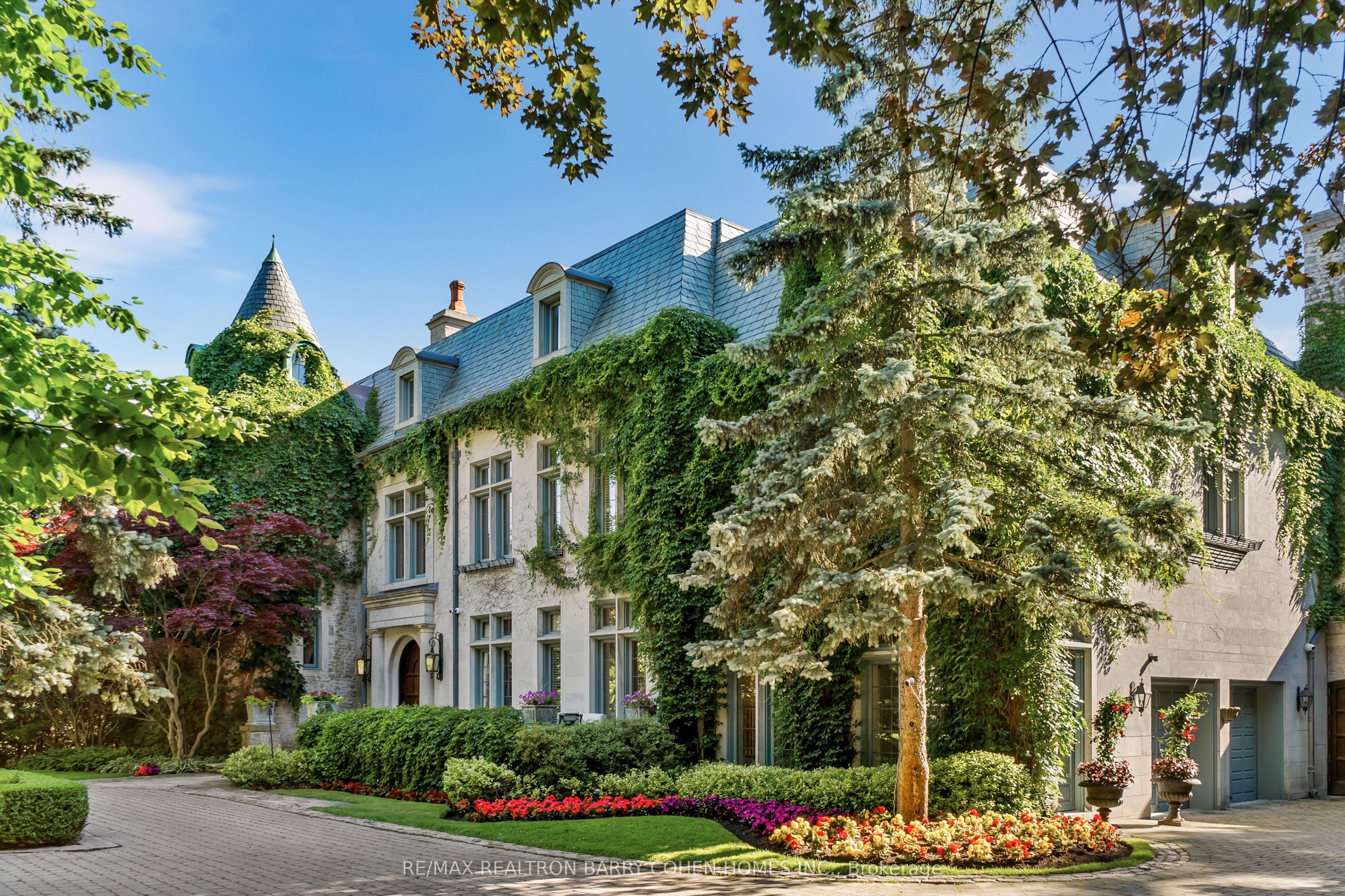 85 The Bridle Path, North York 3