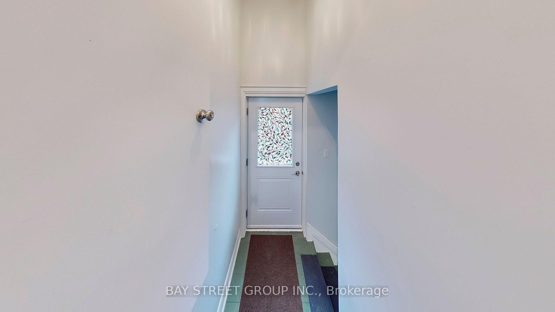 Unit Basement - 390 Roehampton Avenue, Toronto 3