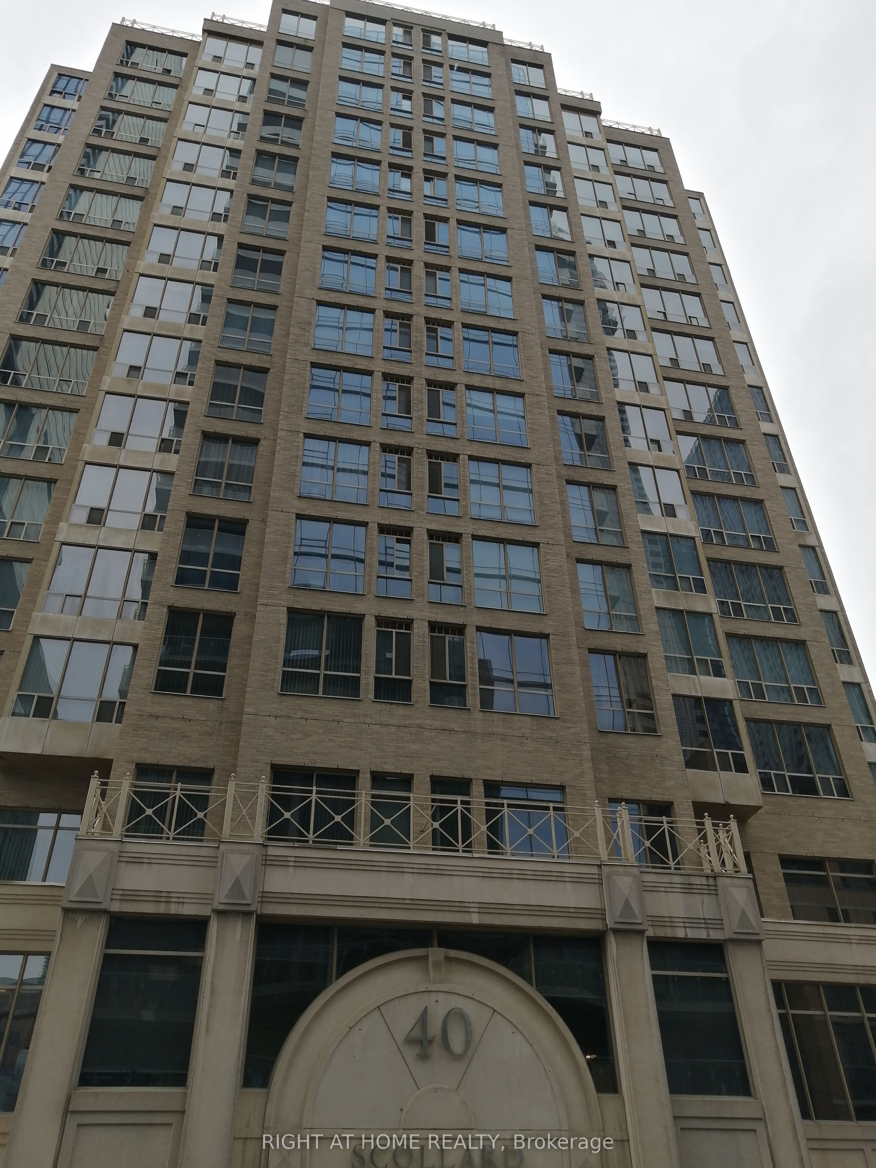 Unit 1601 - 40 Scollard Street, Toronto 2