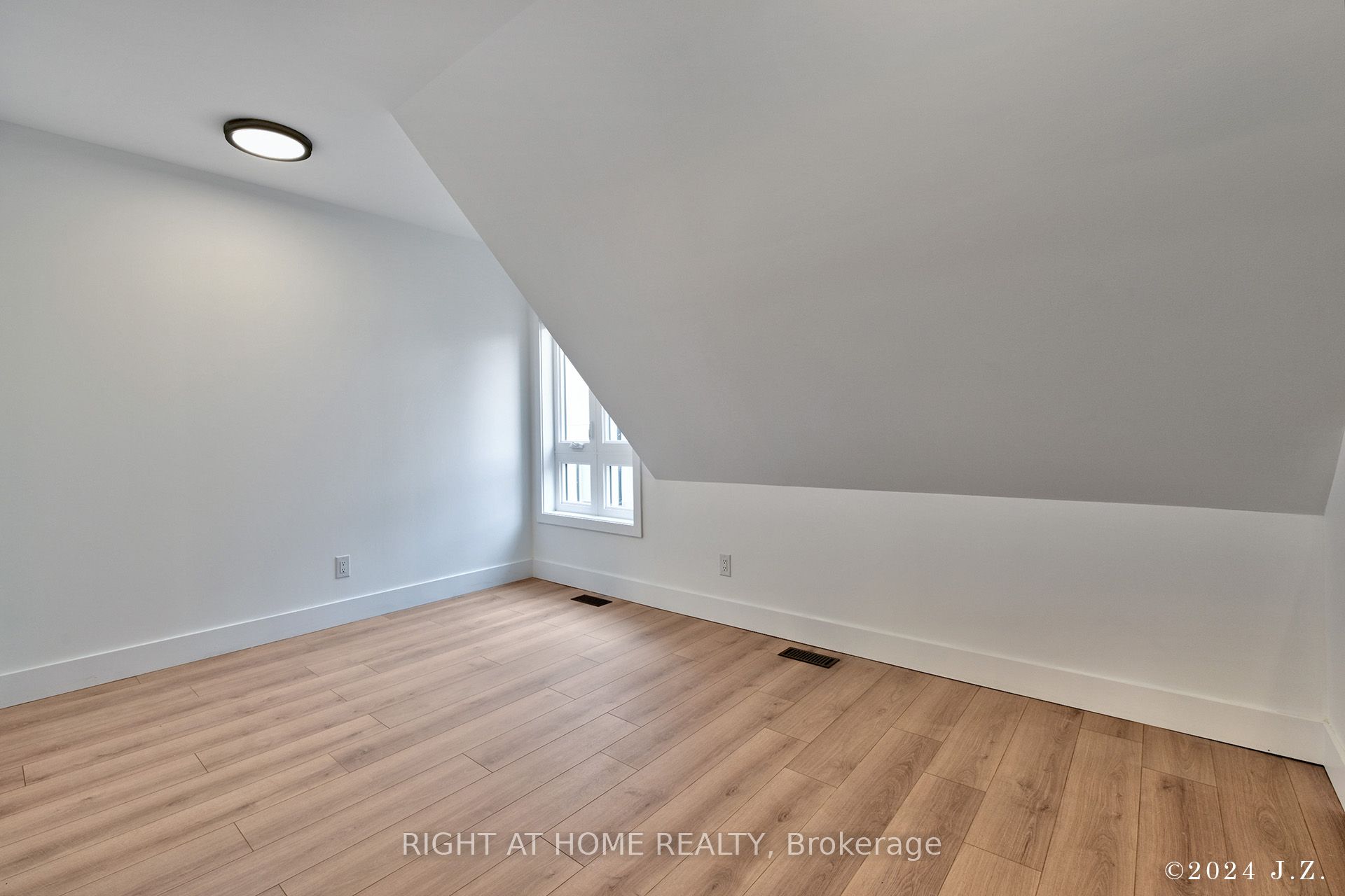 Unit CoachHs - 50A Lanark Avenue, Toronto 5