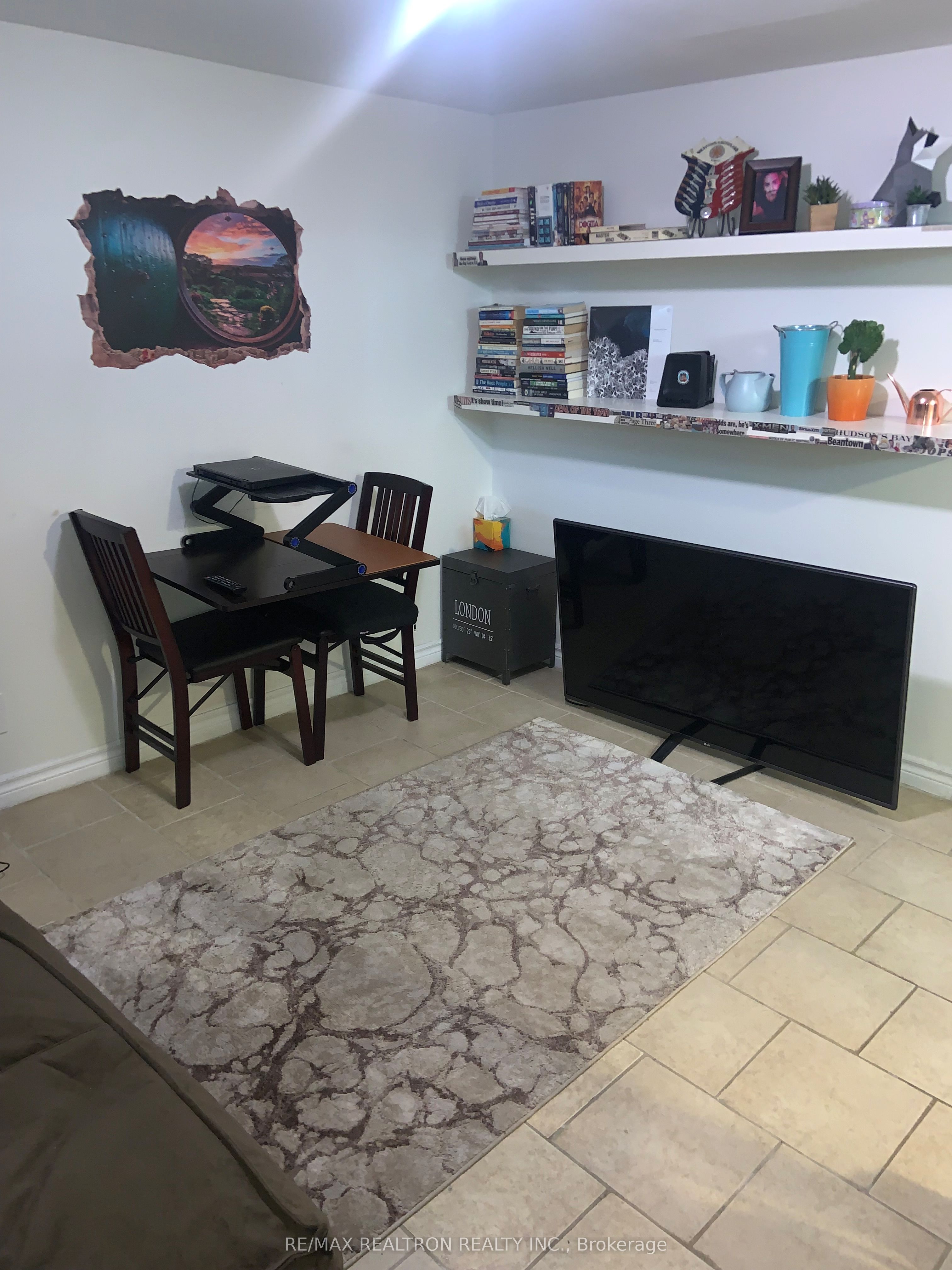 Unit Lower - 58 Finch Avenue E, North York 2