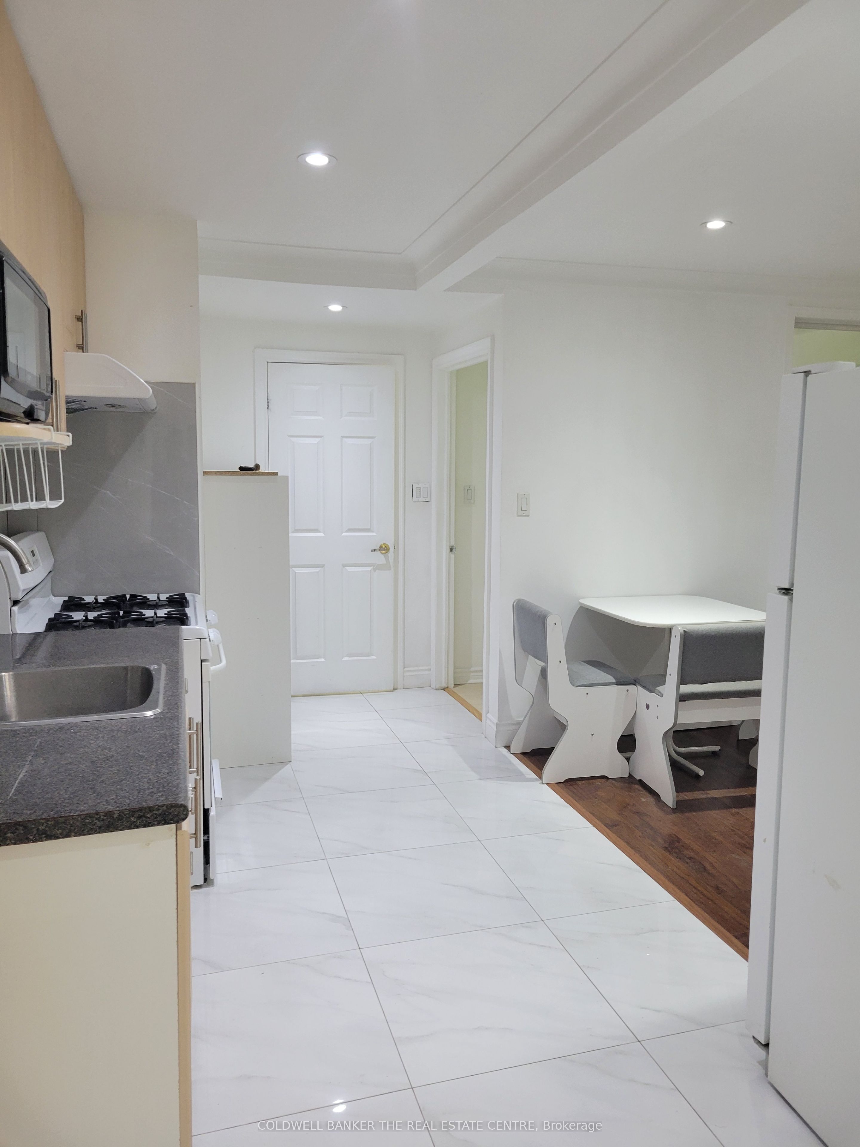 Unit Unit B - 2646 Victoria Park Avenue, North York 5