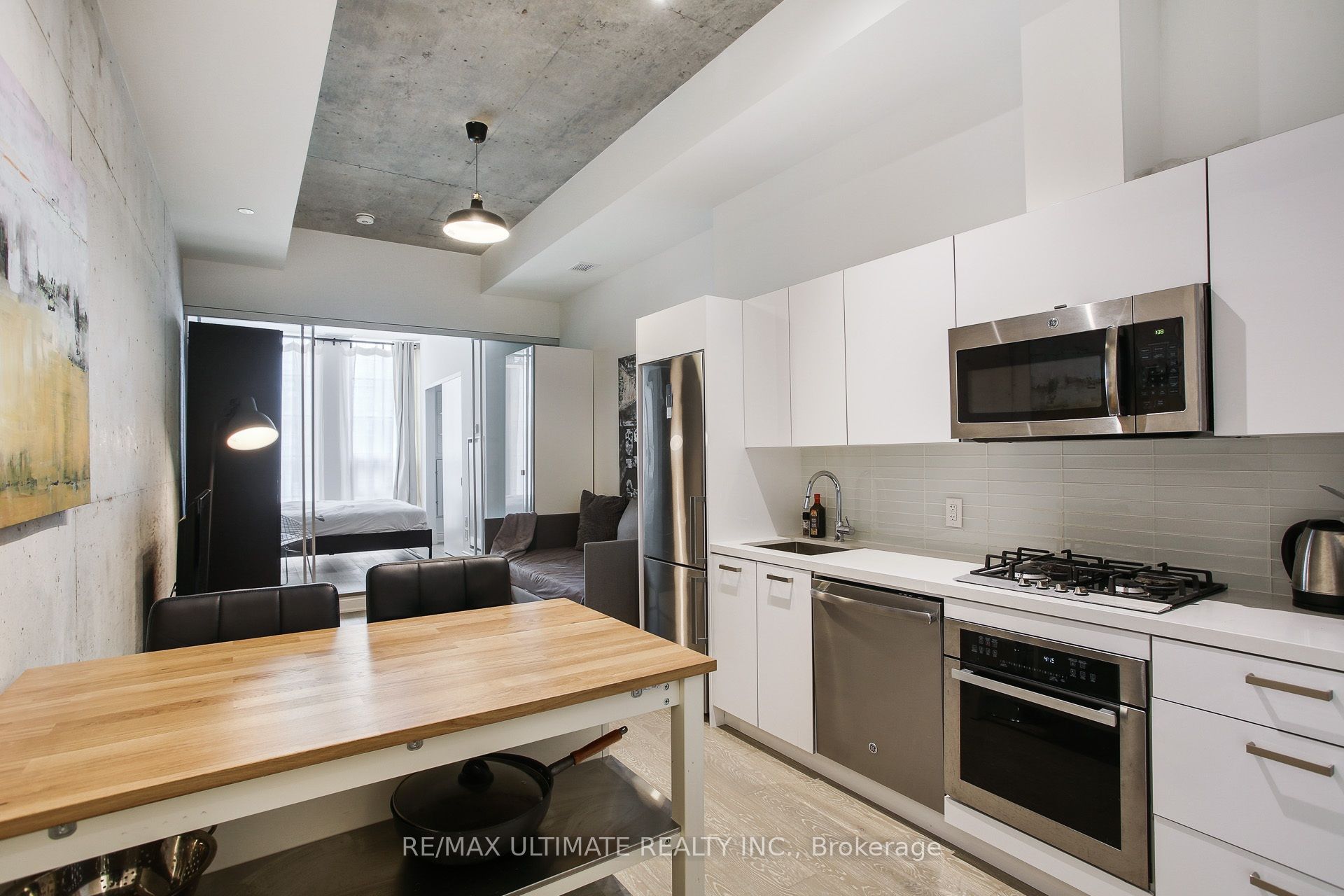Unit 210 - 608 Richmond Street W, Toronto 5