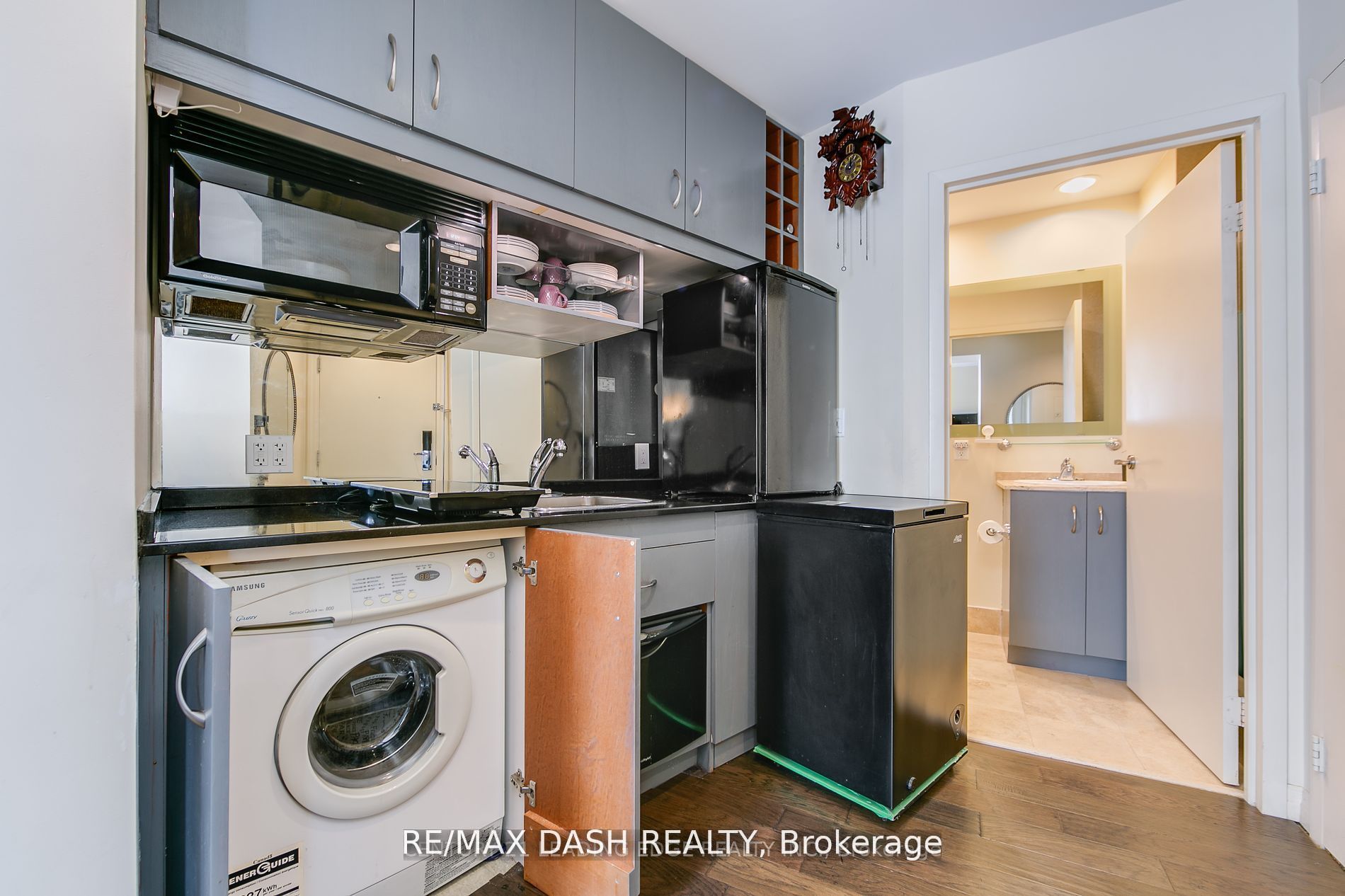Unit 2411 - 1 King Street W, Toronto 3