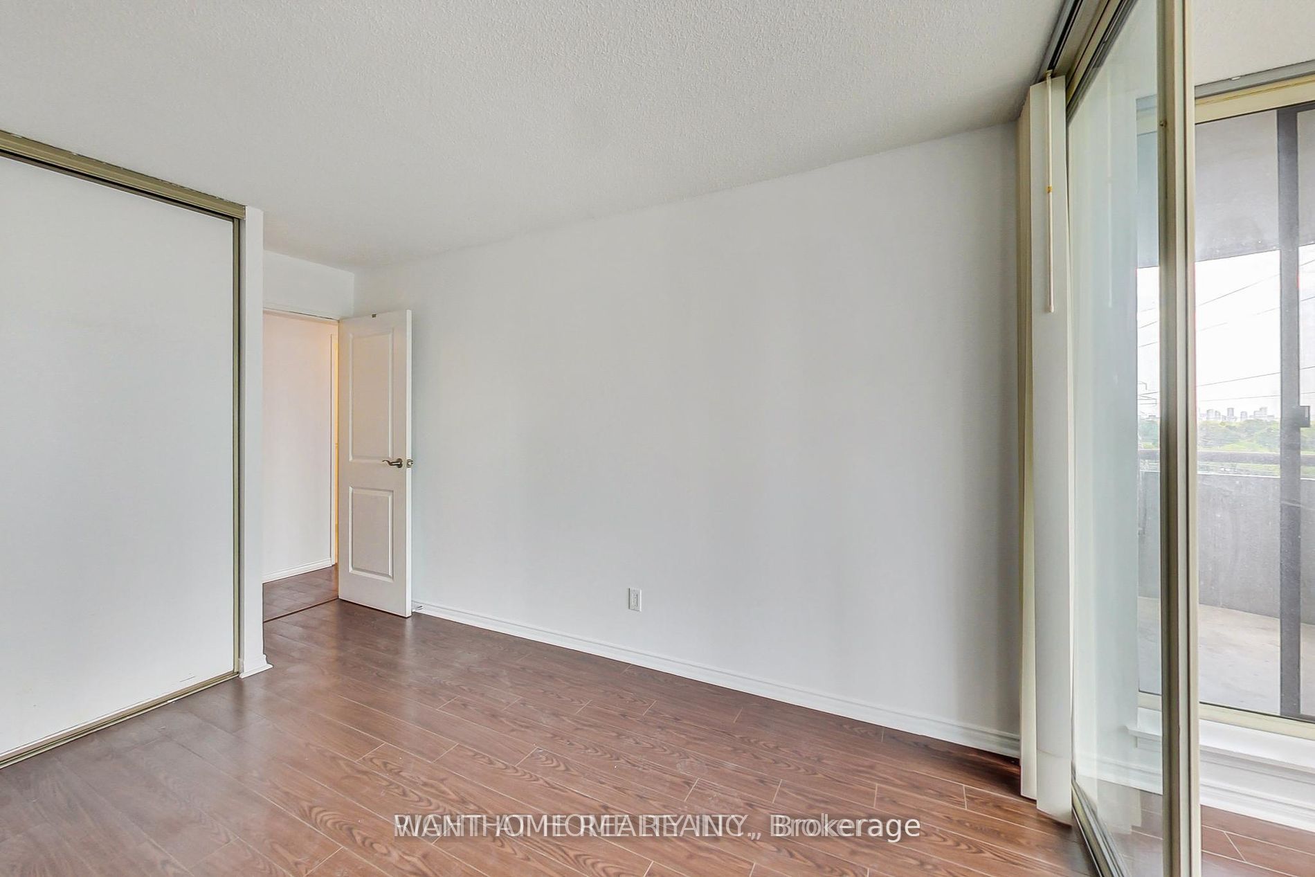 Unit 1709 - 5765 Yonge Street, North York 4