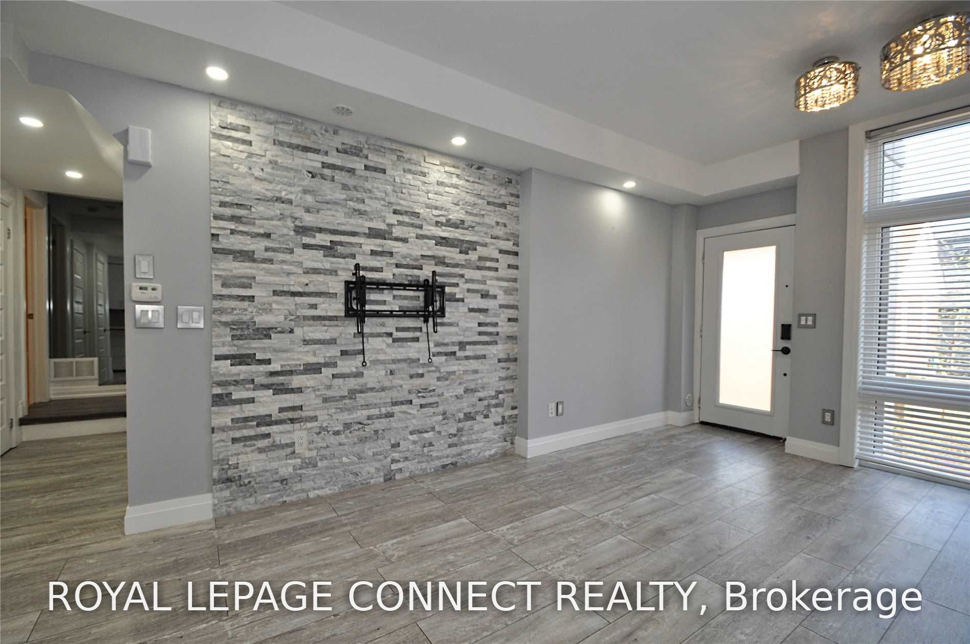 Unit 96 - 23 Eldora Avenue, North York 3