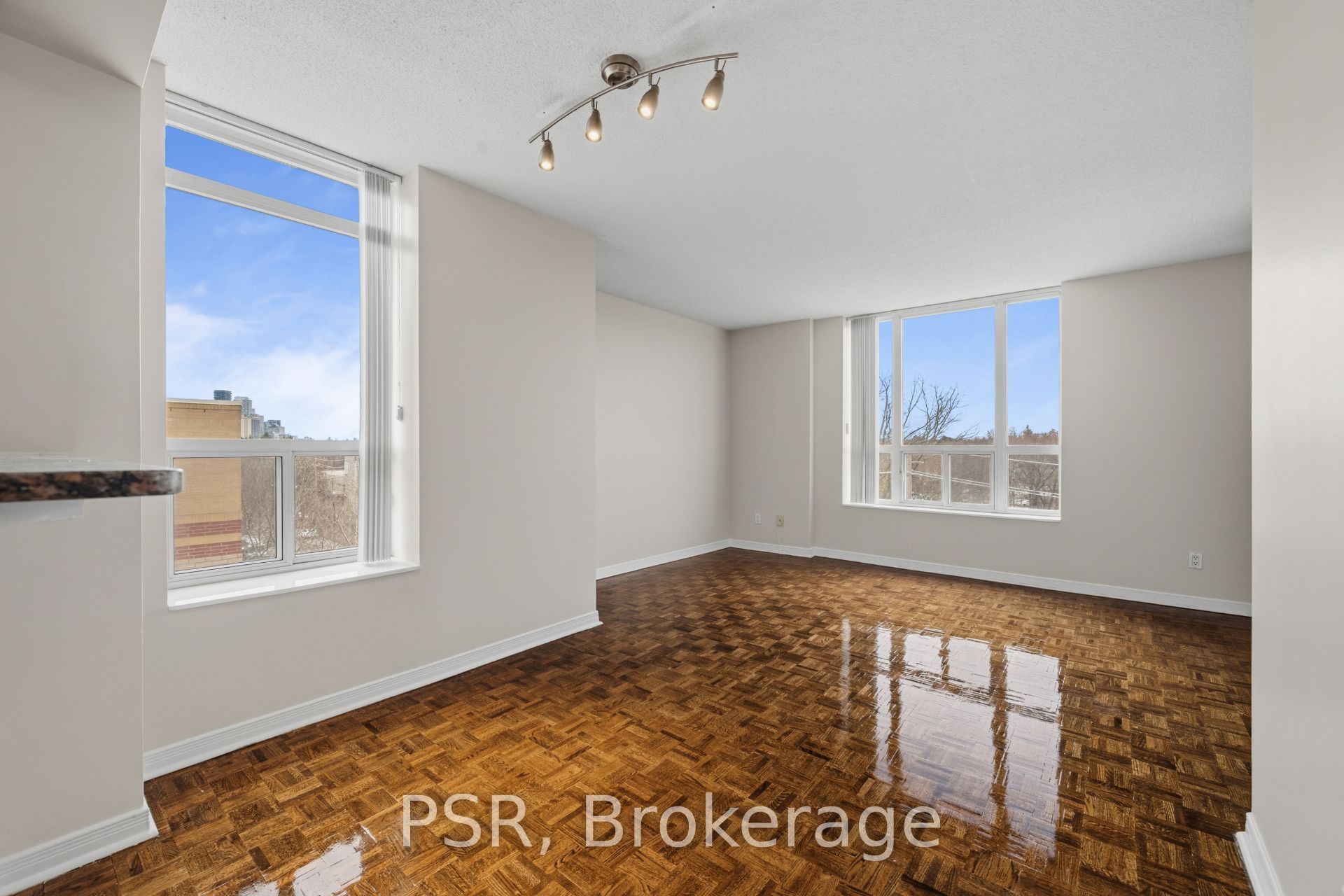 Unit 302 - 515 Rosewell Avenue, Toronto 3