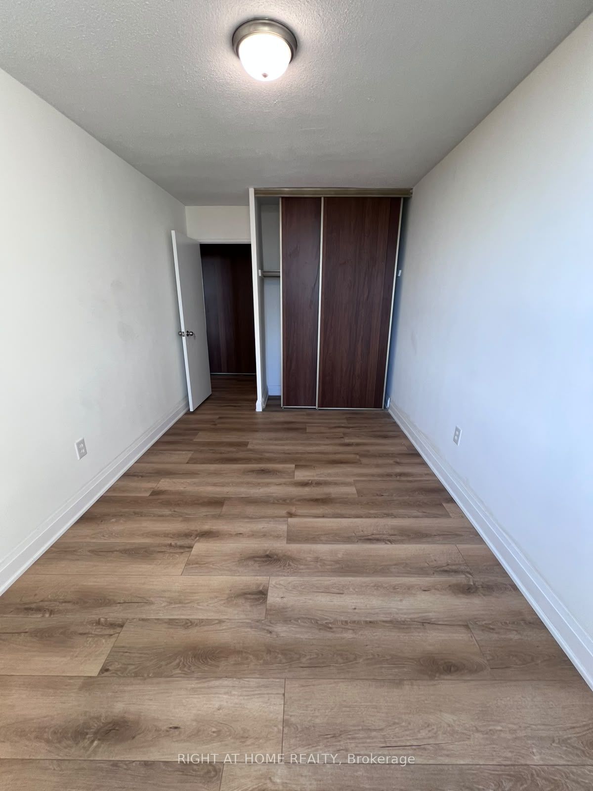 Unit 1602-Room - 350 Seneca Hill Drive, North York 5