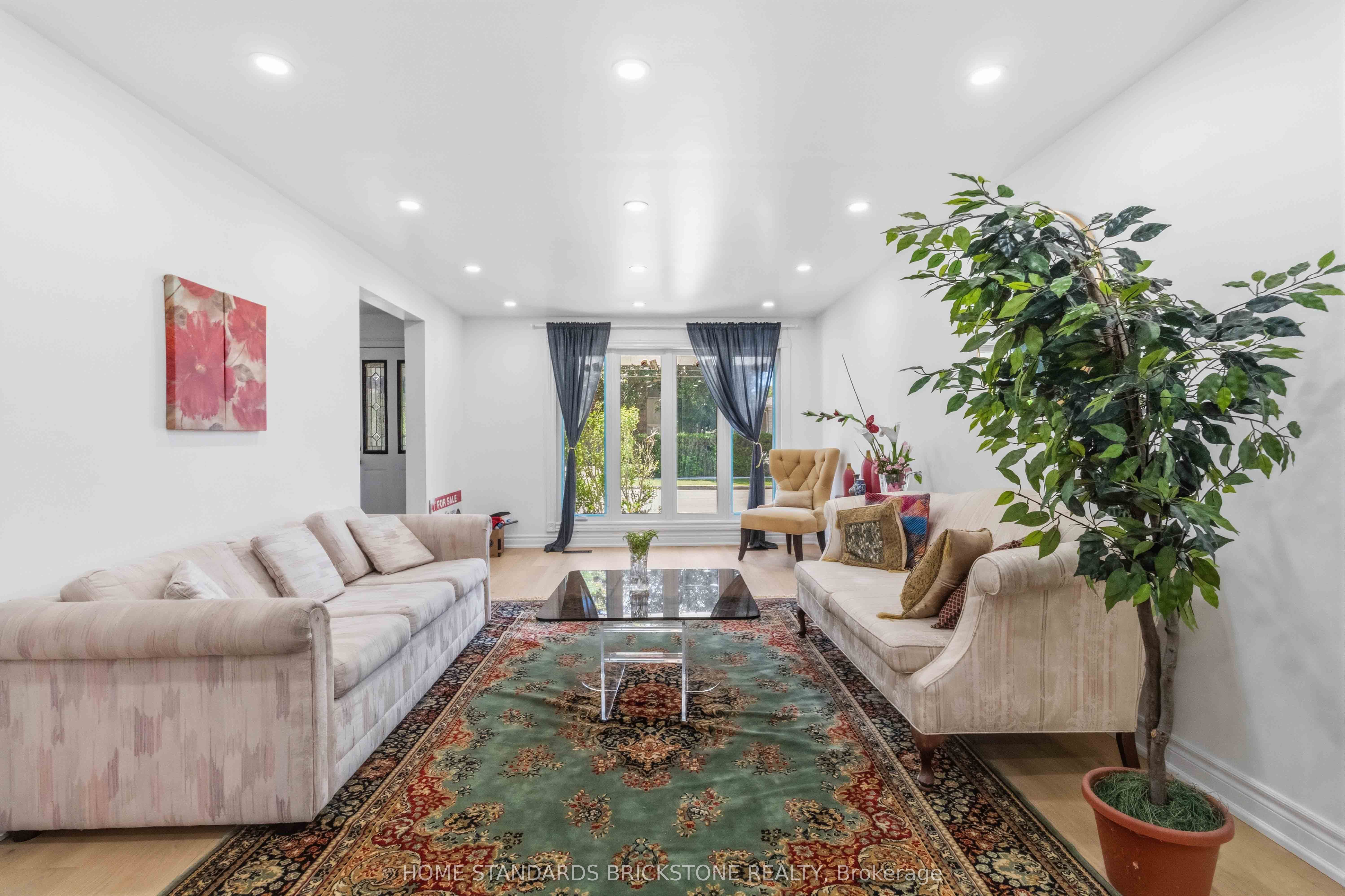 Unit Main - 220 Torresdale Avenue, North York 5
