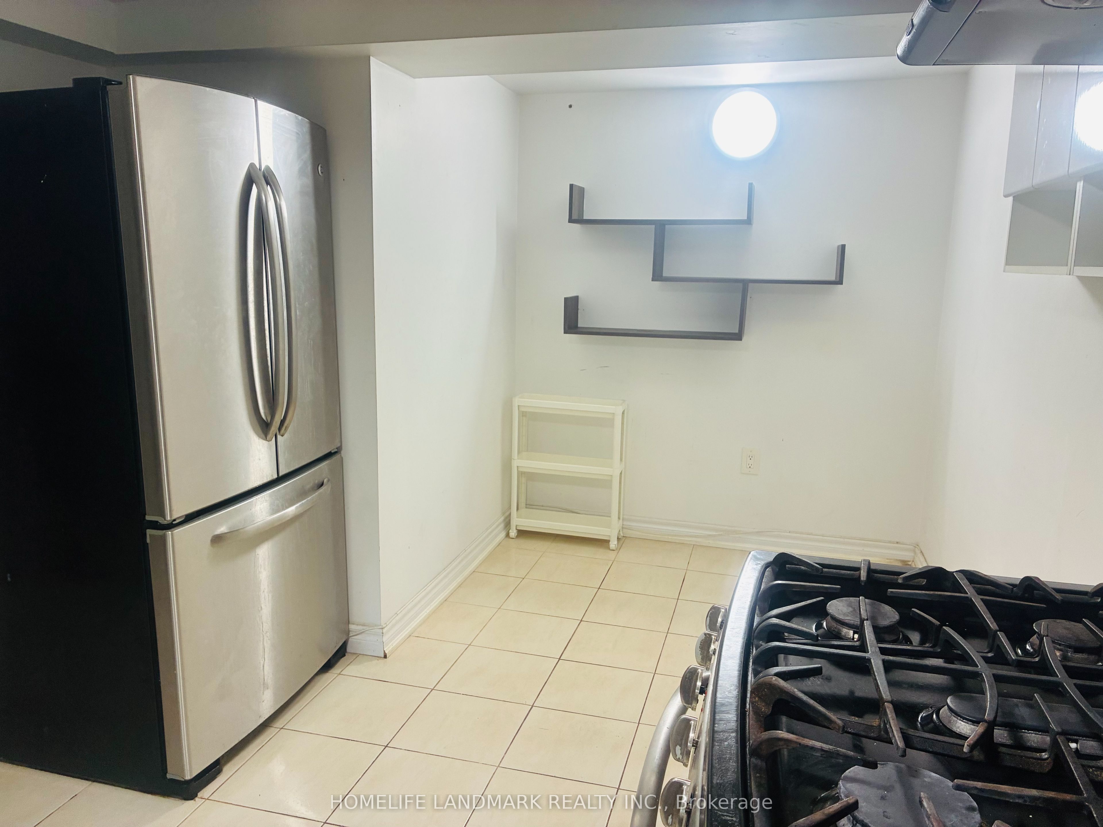 Unit BSMT APT - 3 Tinder Crescent, North York 4