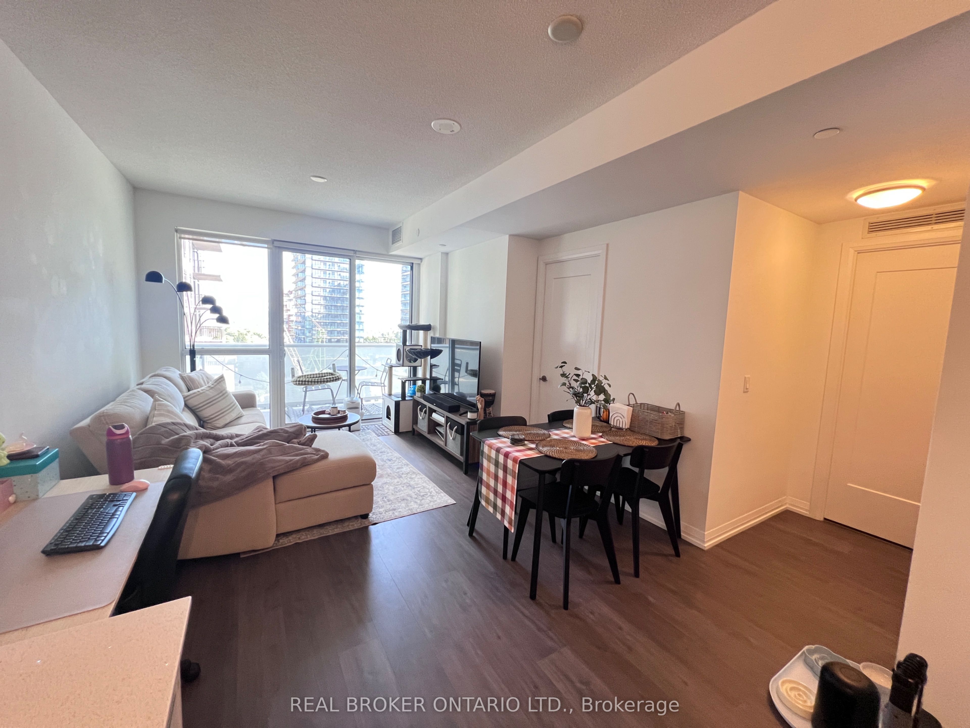 Unit 1207 - 101 Erskine Avenue, Toronto 3