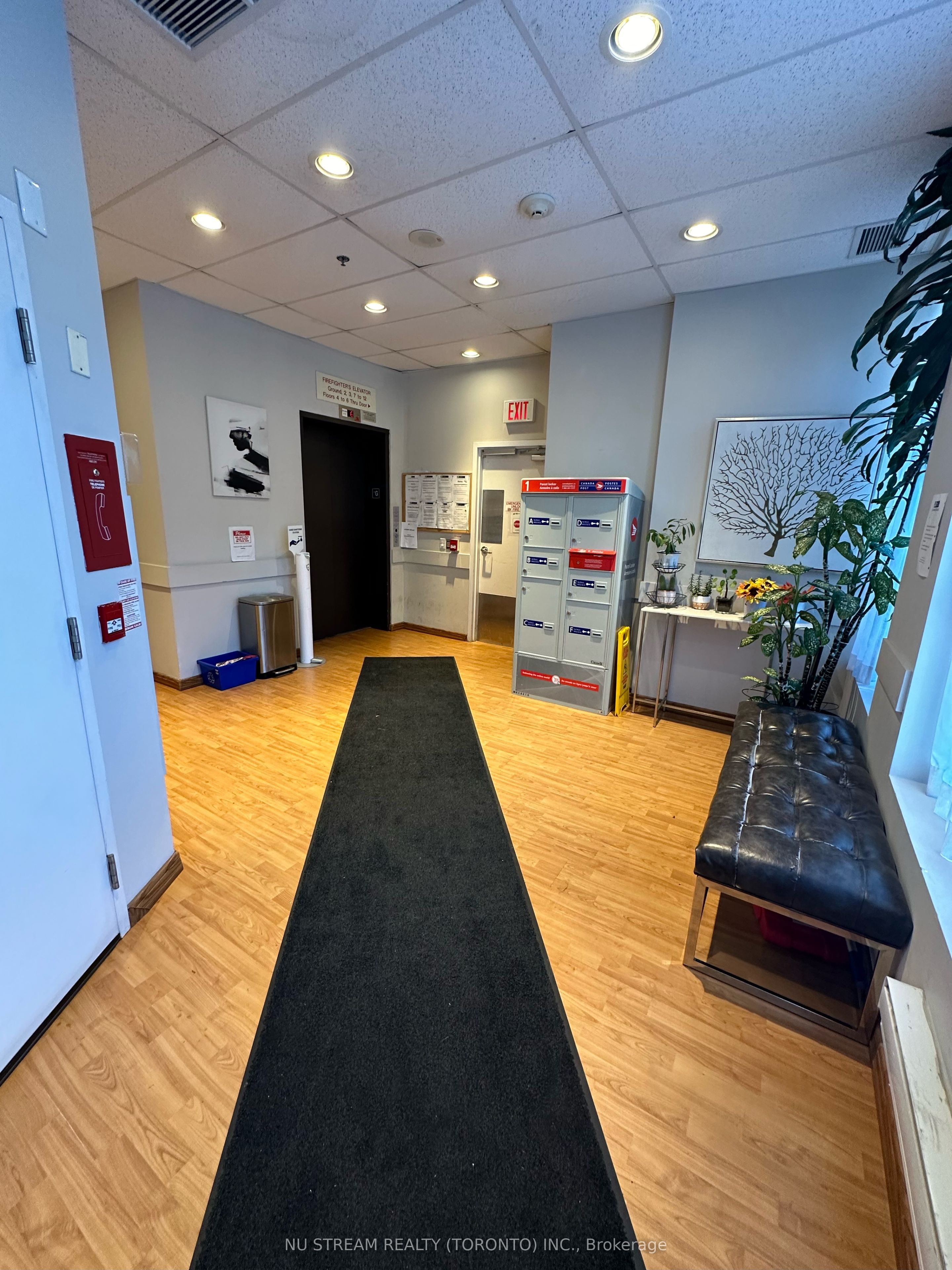 Unit 910 - 15 Maplewood Avenue, Toronto 3