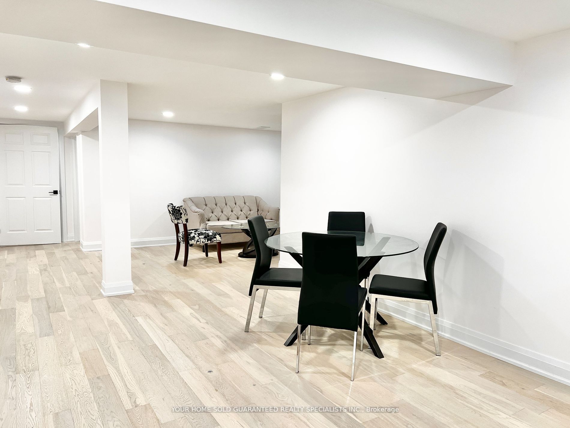 Unit Room 2 - 2 Pannahill Road, North York 3