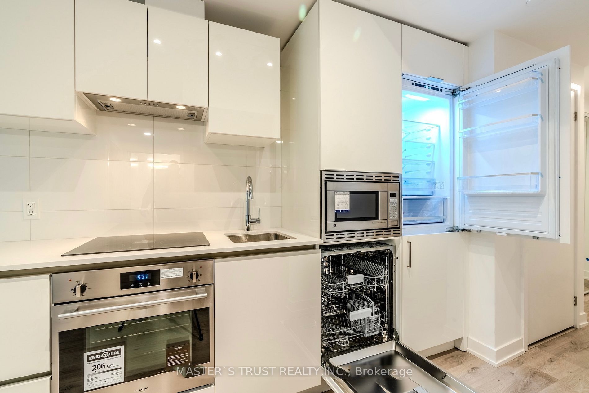 Unit 1916 - 230 Simcoe Street S, Toronto 4