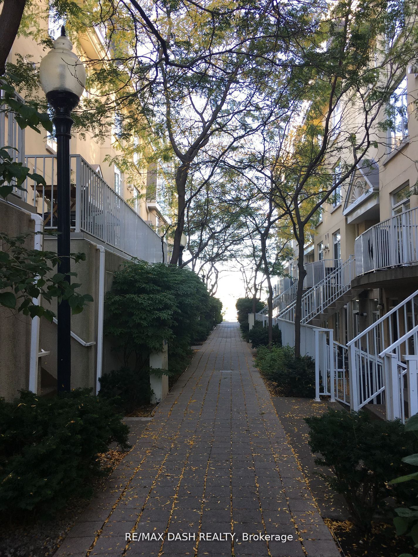 Unit 535 - 36 Stadium Road, Toronto 3