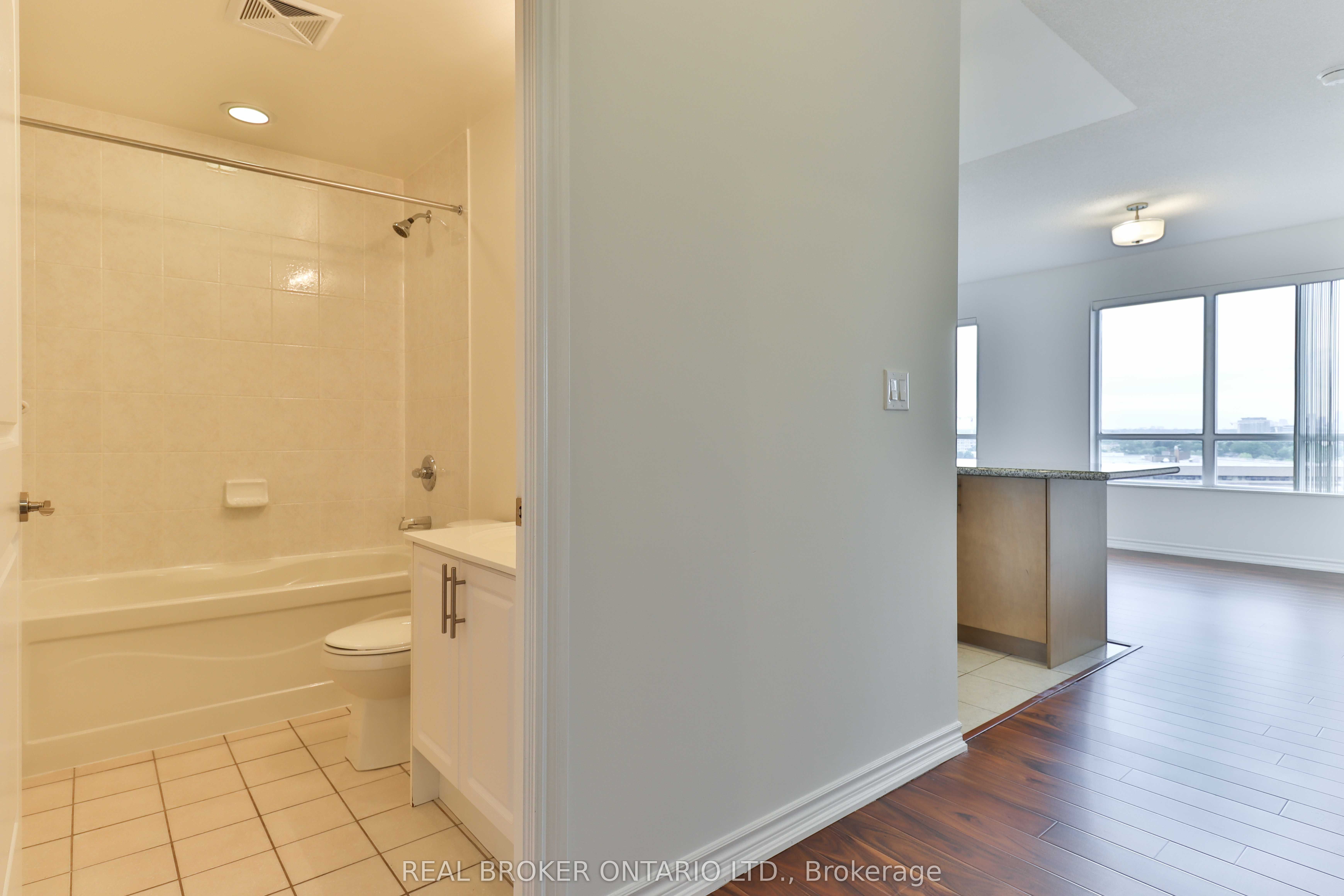 Unit 1505 - 135 Wynford Drive, North York 2