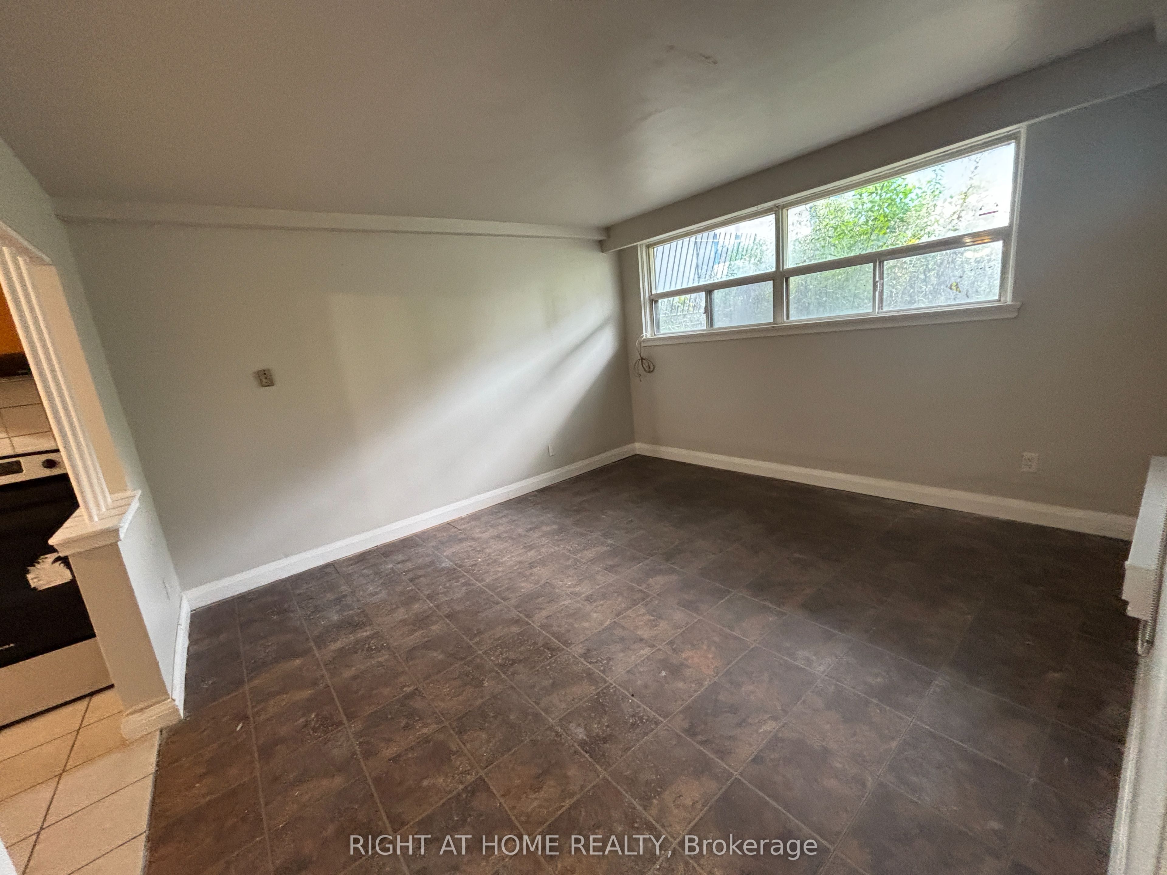 Unit Lower - 513 Oakwood Avenue, Toronto 2