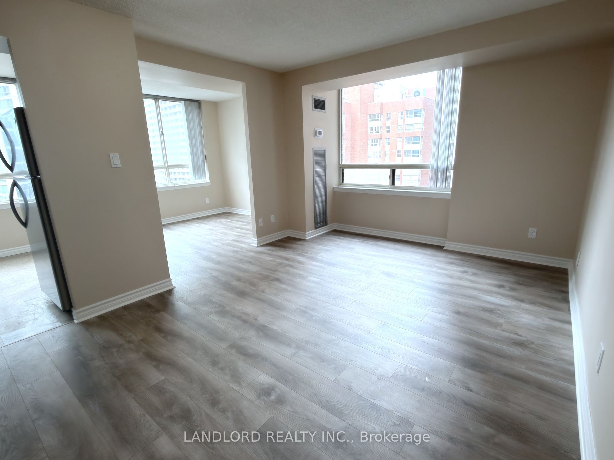 Unit 1523 - 633 Bay Street, Toronto 3