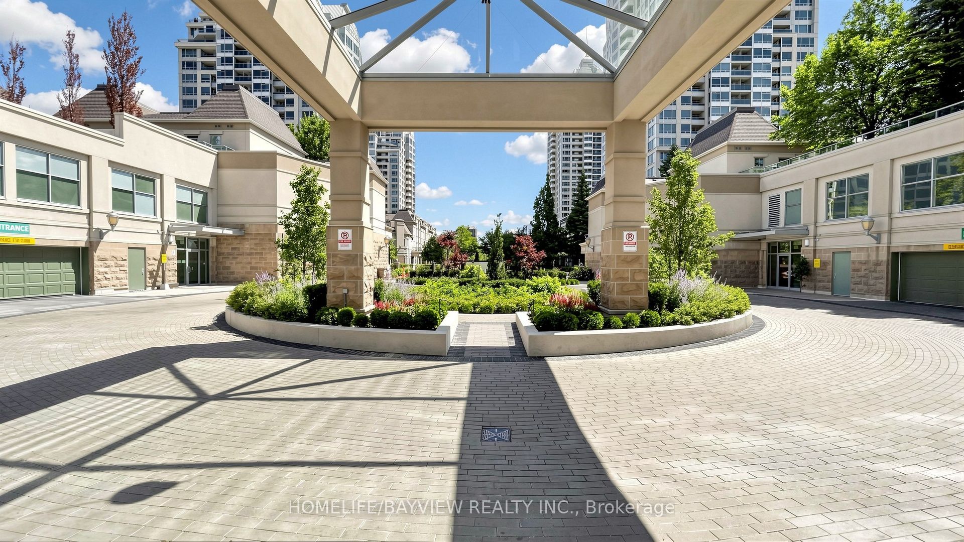 Unit Uph08 - 17 Barberry Place, North York 3