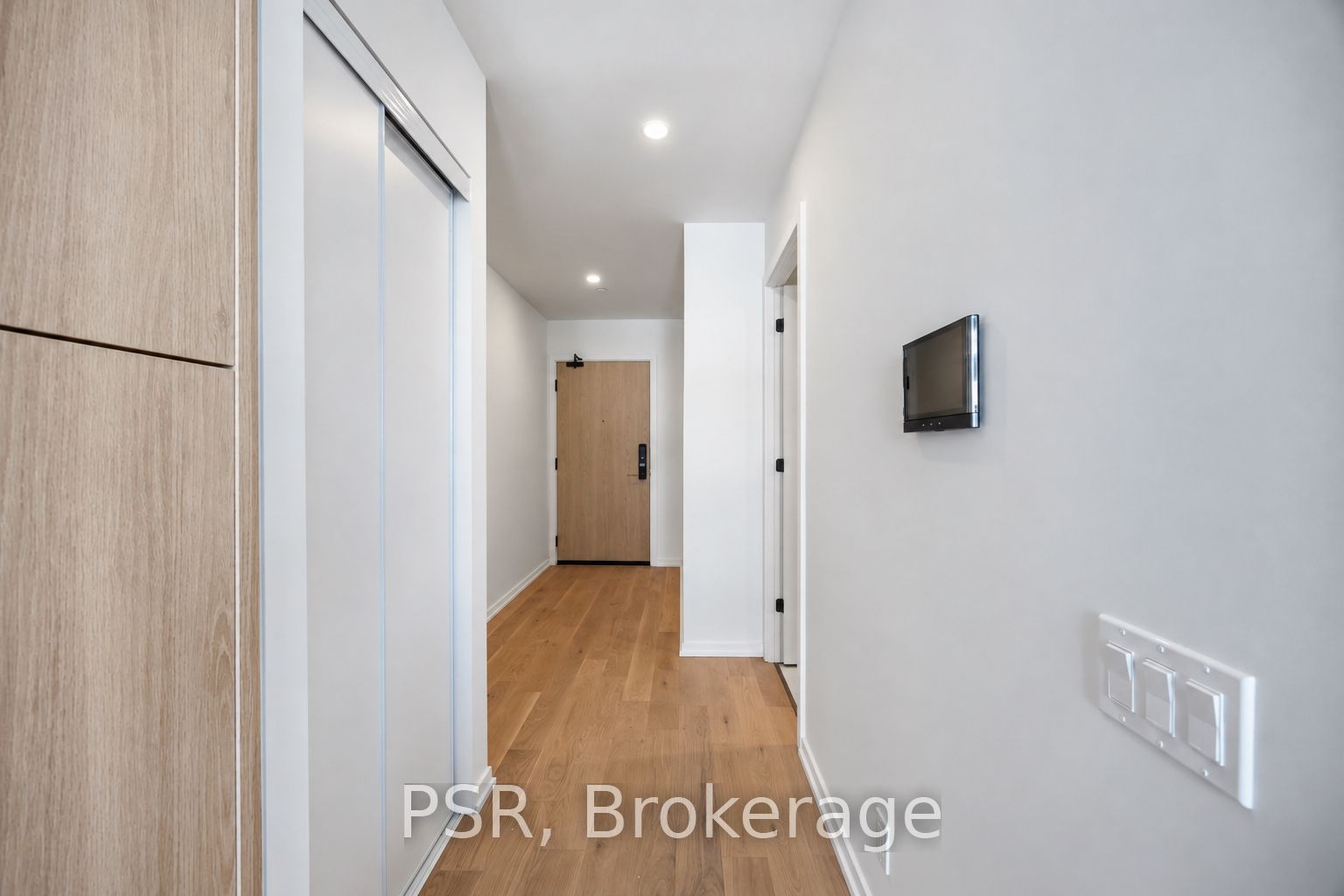 Unit 1906 - 109 Erskine Avenue, Toronto 2