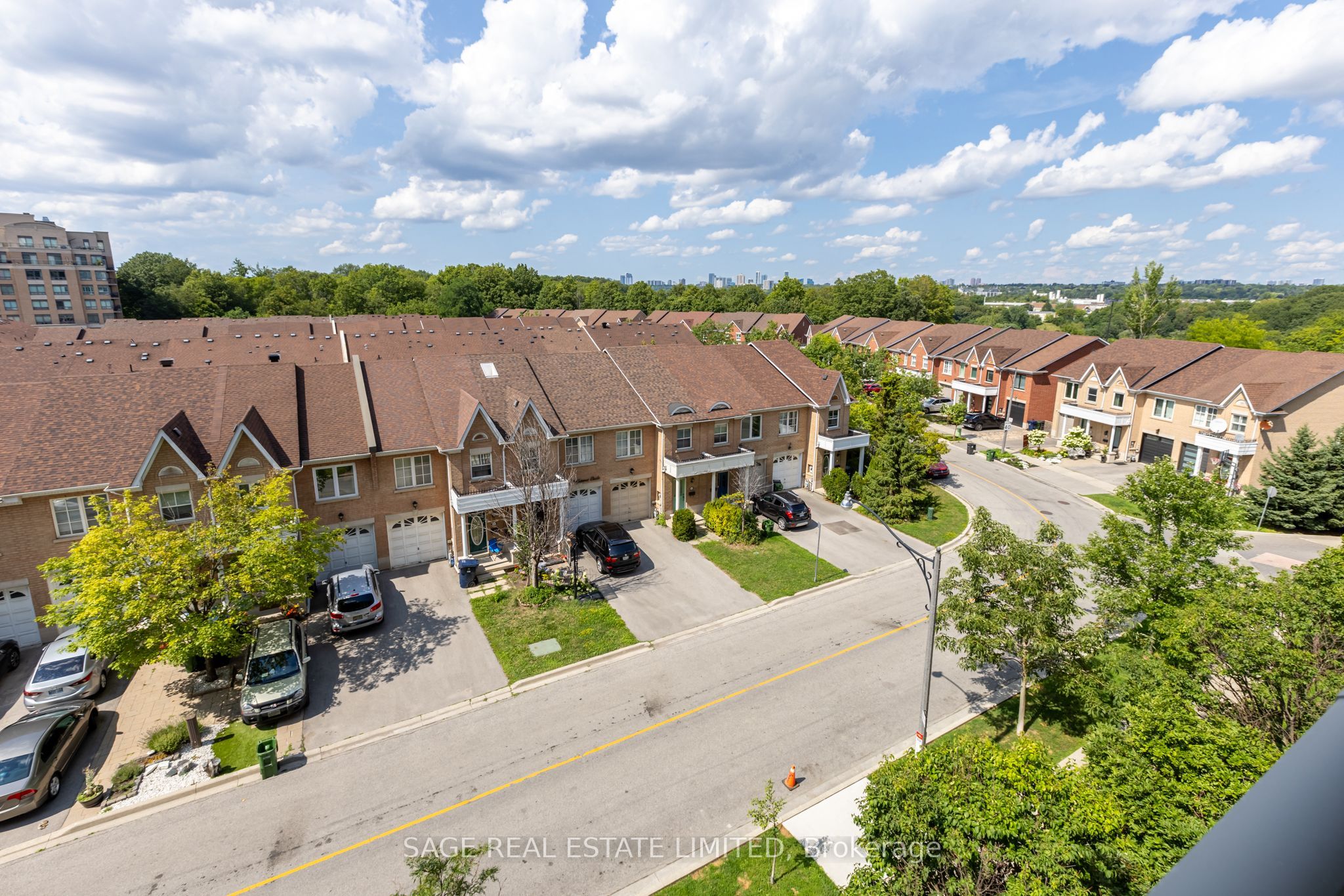Unit 502 - 120 Dallimore Circle, North York 3