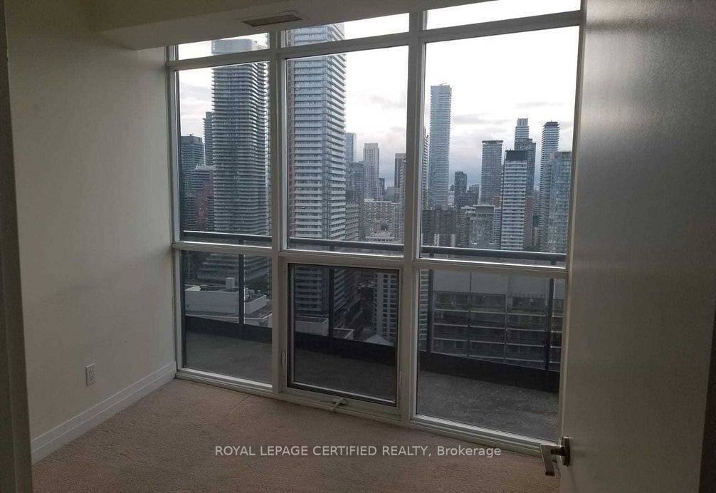 Unit 3306 - 25 Carlton Street, Toronto 4