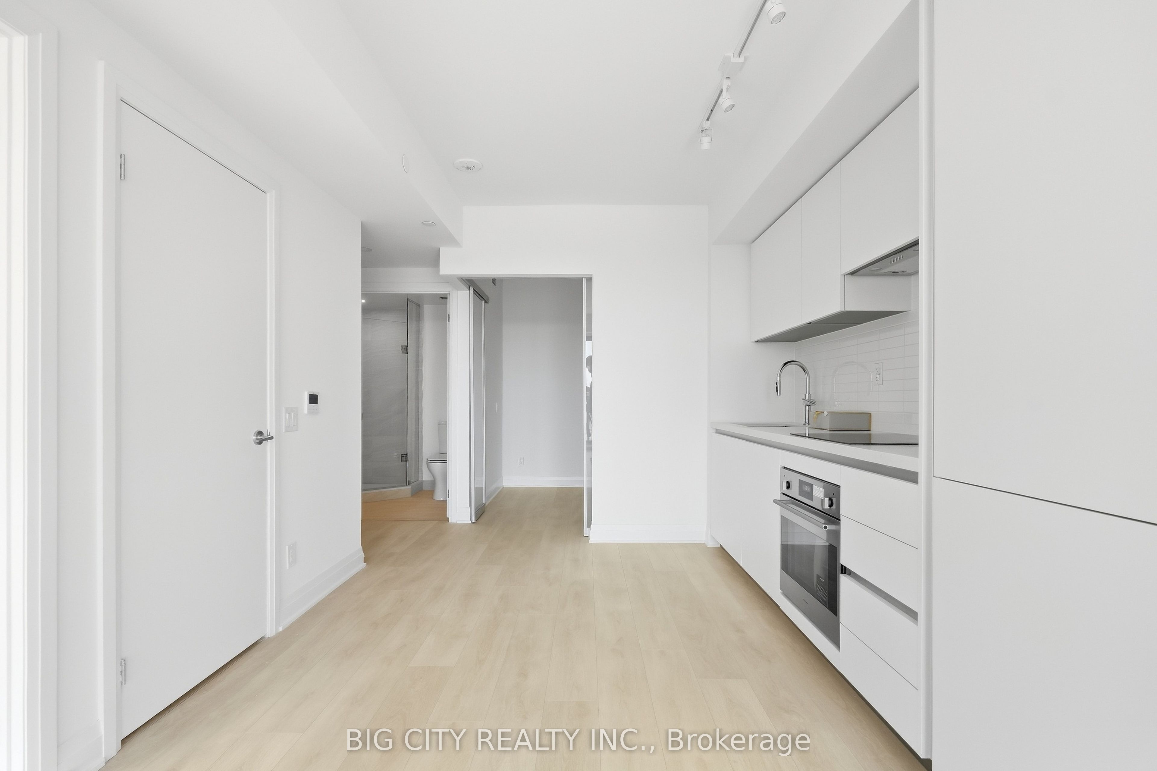 Unit 1801 - 25 Frederick Todd Way, Toronto 4