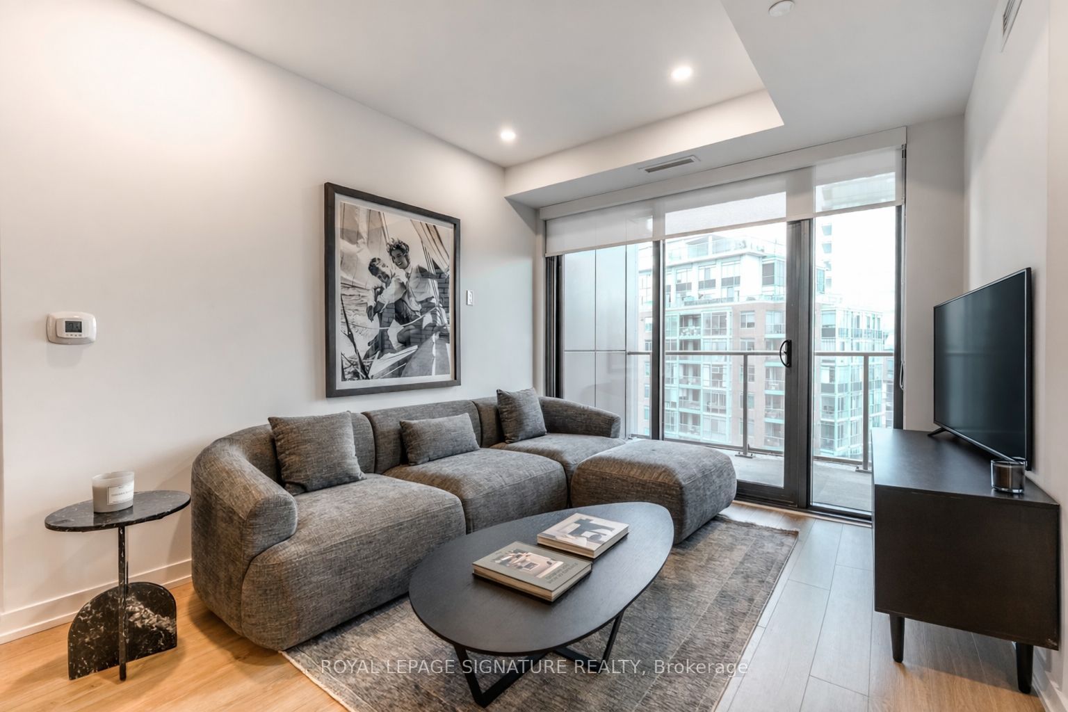 Unit 608 - 35 Parliament Street, Toronto 3