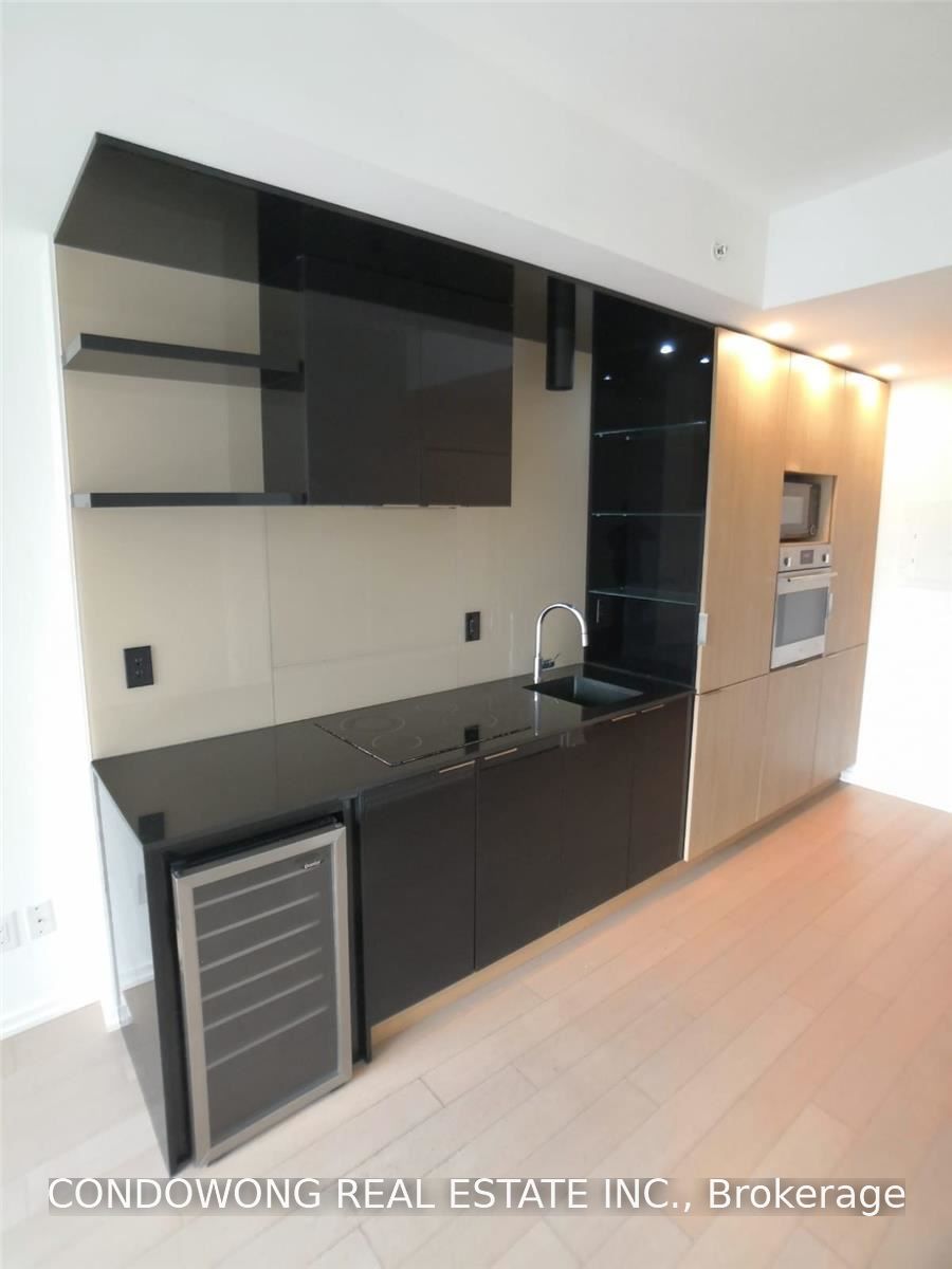 Unit 1904 - 70 Temperance Street, Toronto 4