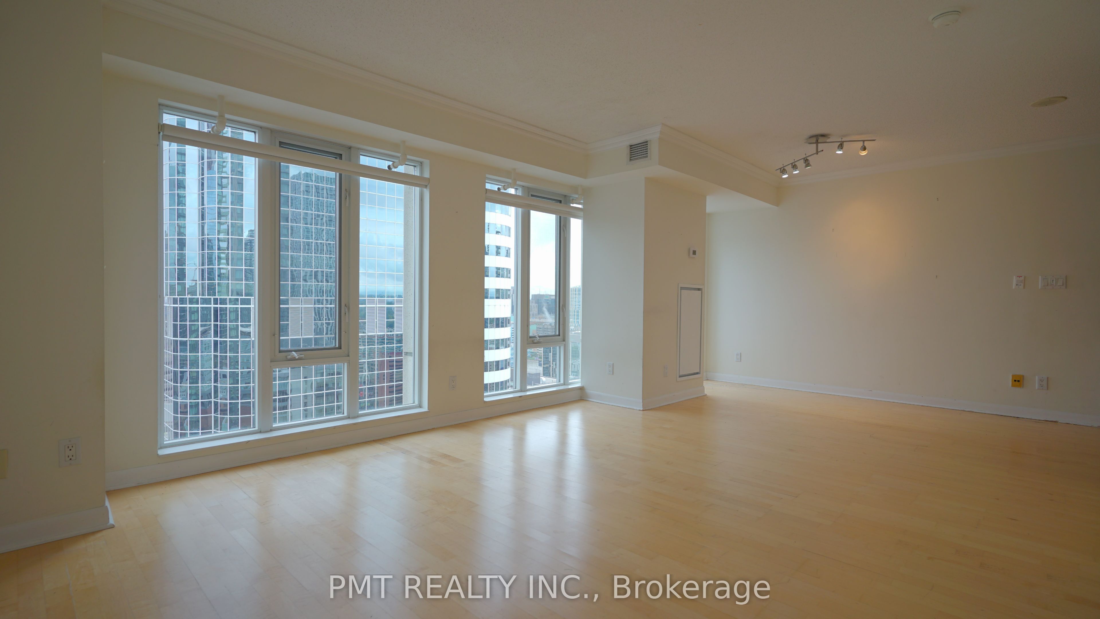 Unit 3008 - 210 Victoria Street, Toronto 2