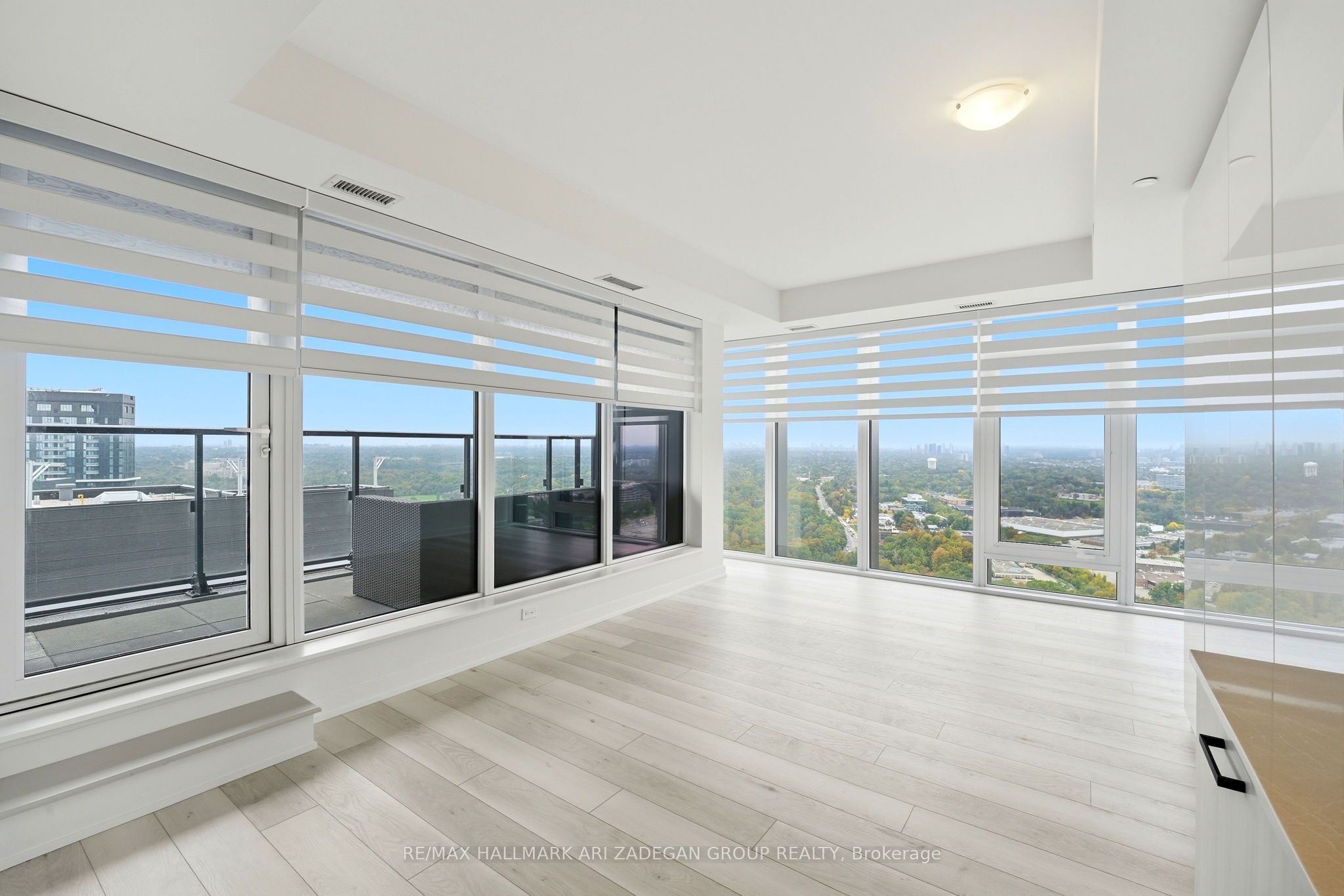 Unit 3807 - 1 Quarrington Lane, North York 5