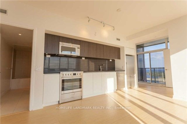 Unit 4506 - 85 Queens Wharf Road, Toronto 3