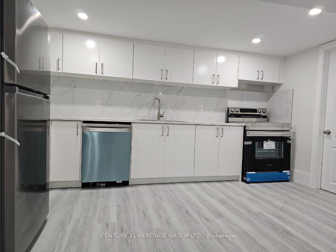 Unit Basement - 126 Nipigon Avenue, North York 2