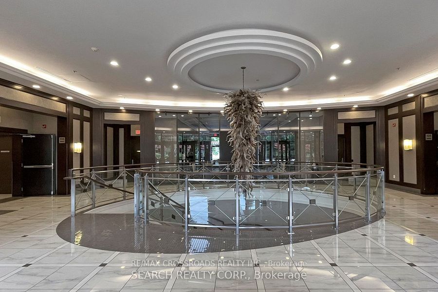 Unit 601 - 133 Wynford Drive, North York 3