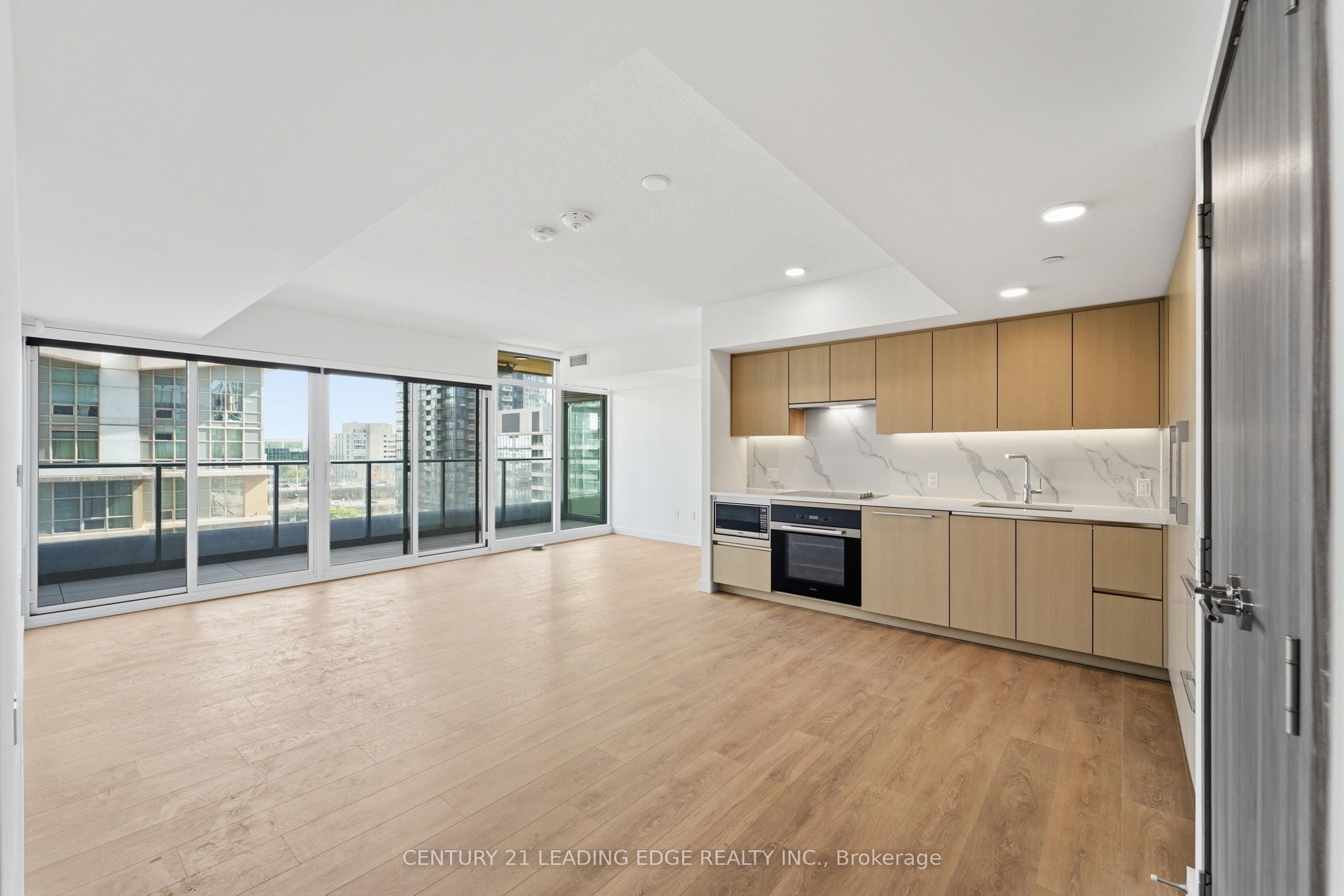 Unit 622 - 3 Concord Cityplace Way, Toronto 4