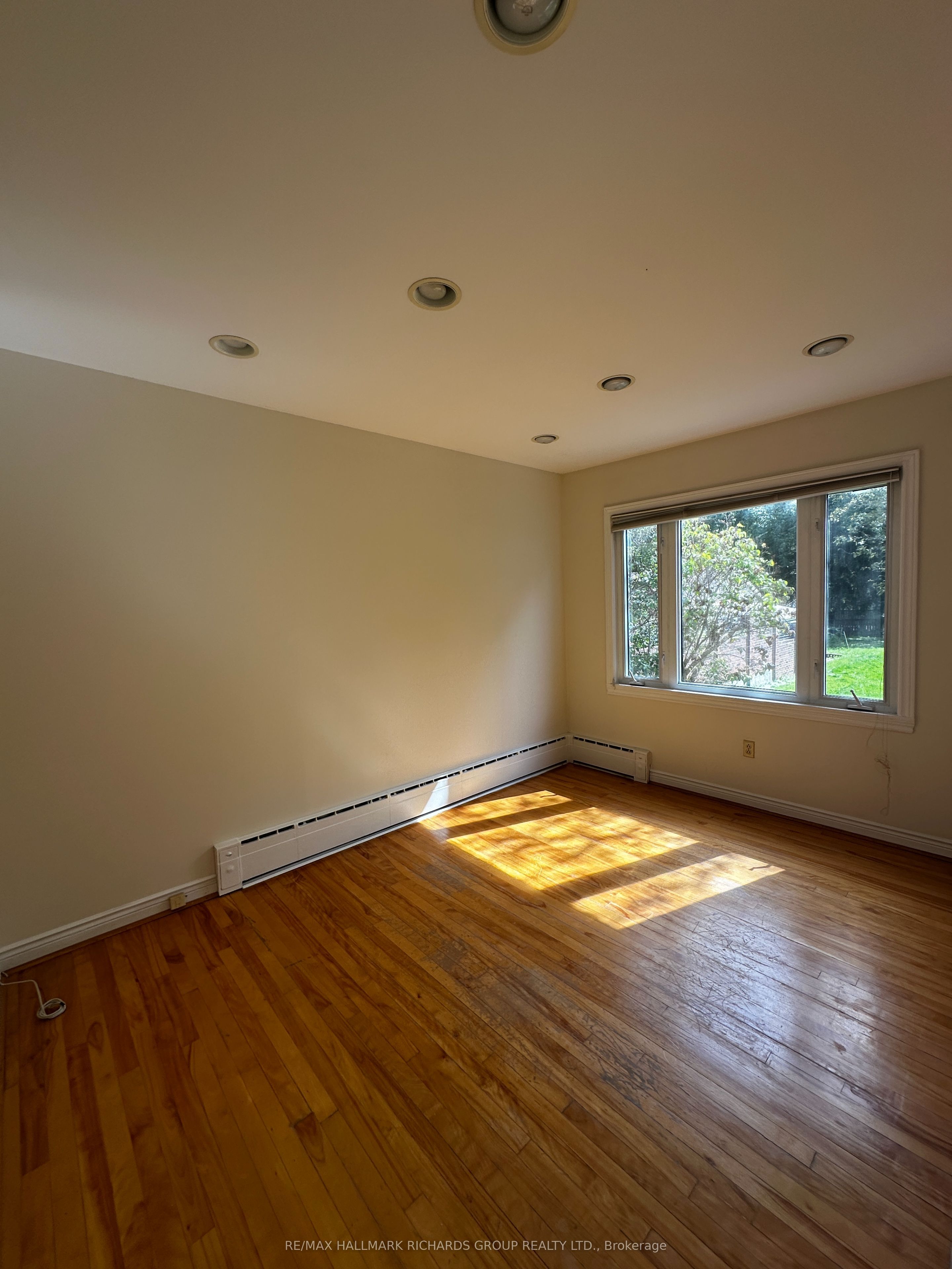 371 Cummer Avenue, North York 2