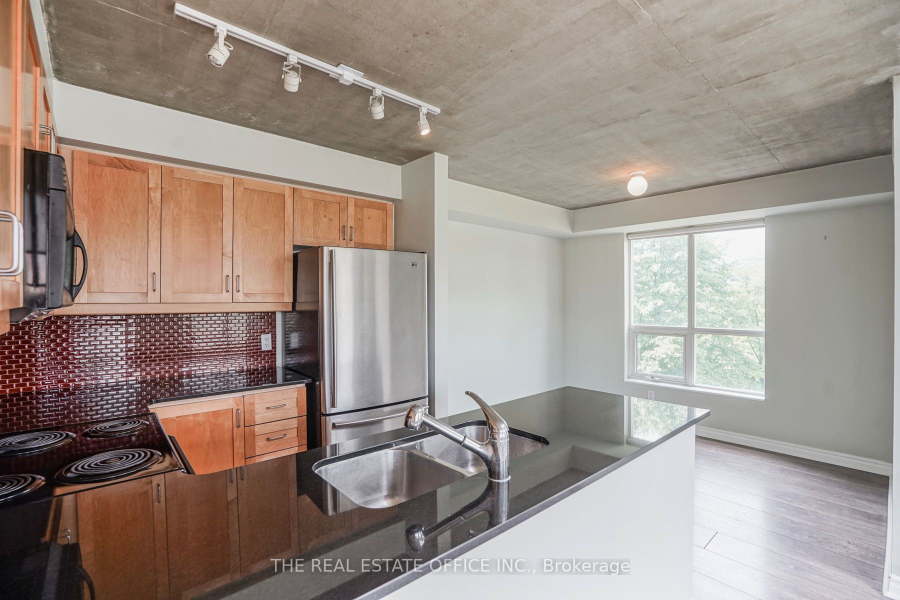 Unit 414 - 800 King Street W, Toronto 5