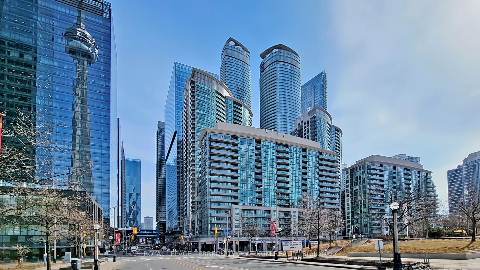 Unit 1907 - 30 Grand Trunk Crescent, Toronto 2