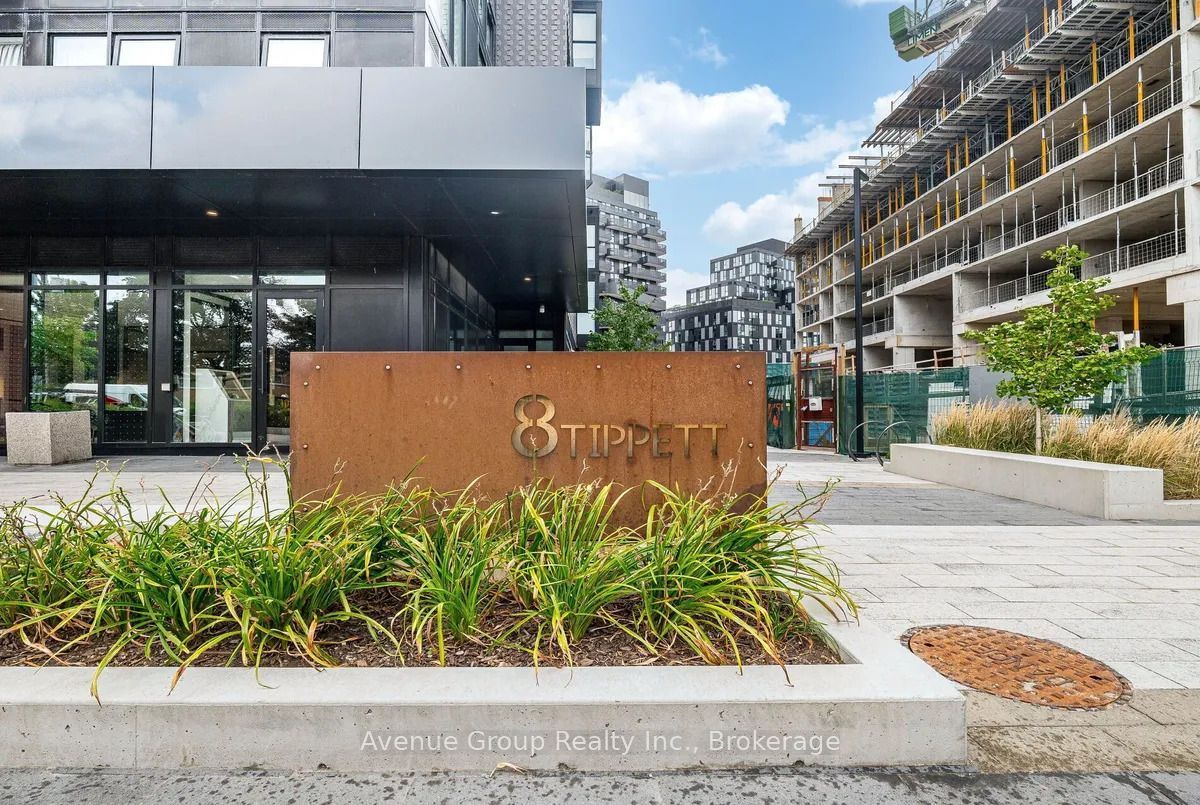 Unit 1508 - 8 Tippett Road, North York 2