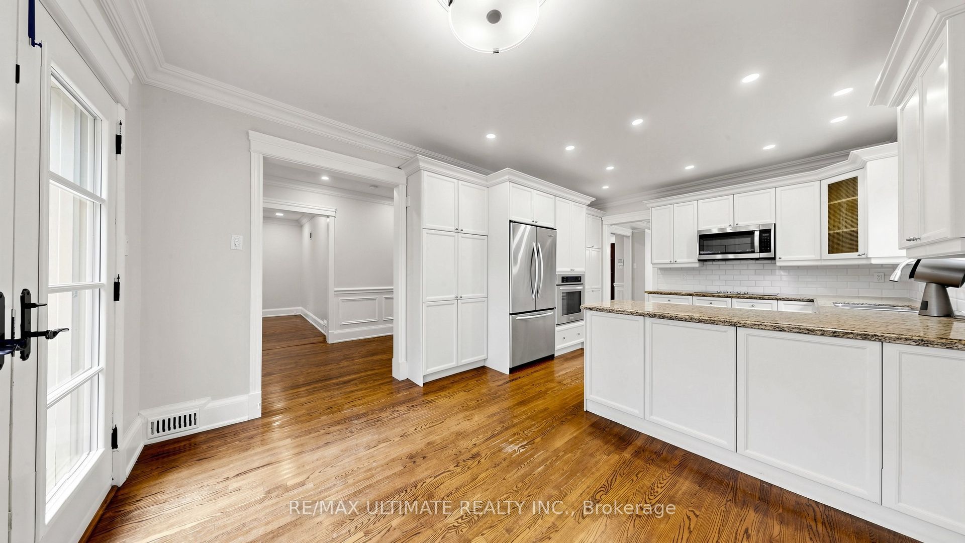 776 Spadina Road, Toronto 3