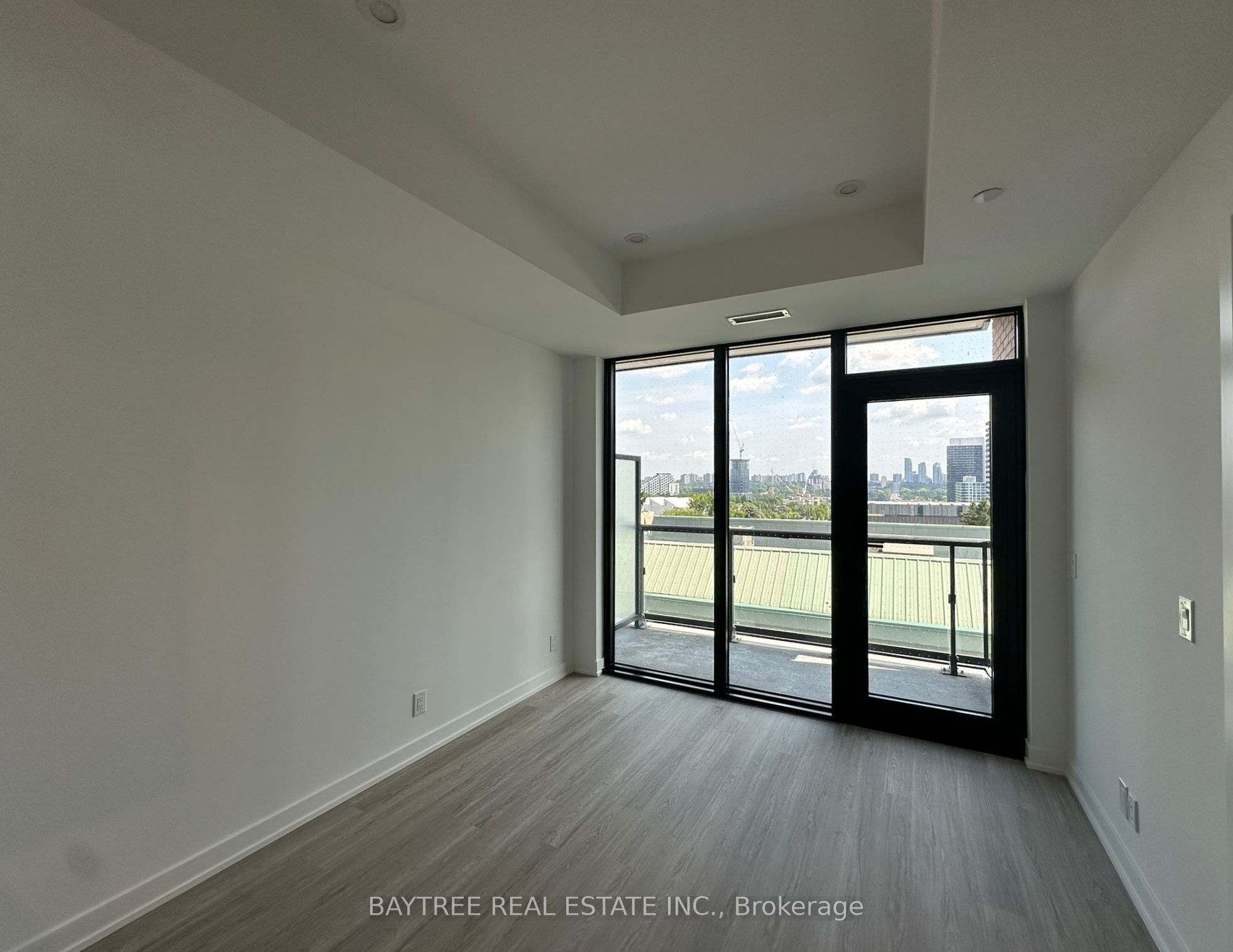 Unit 603 - 699 Sheppard Avenue E, North York 3