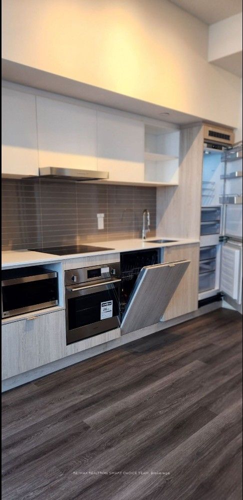 Unit 3205 - 138 Downes Street, Toronto 4