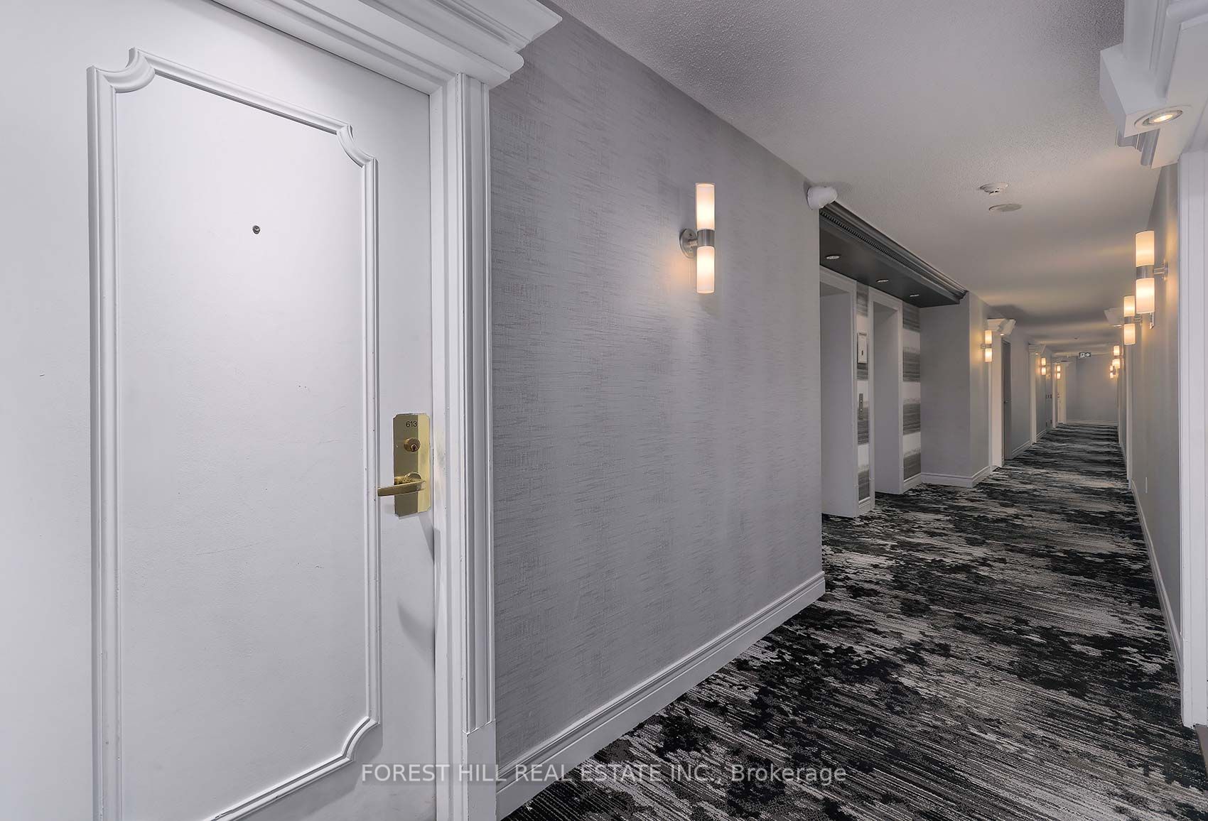 Unit 613 - 887 Bay Street, Toronto 2
