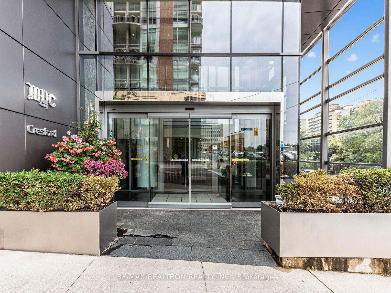 Unit 407 - 1815 Yonge Street, Toronto 2