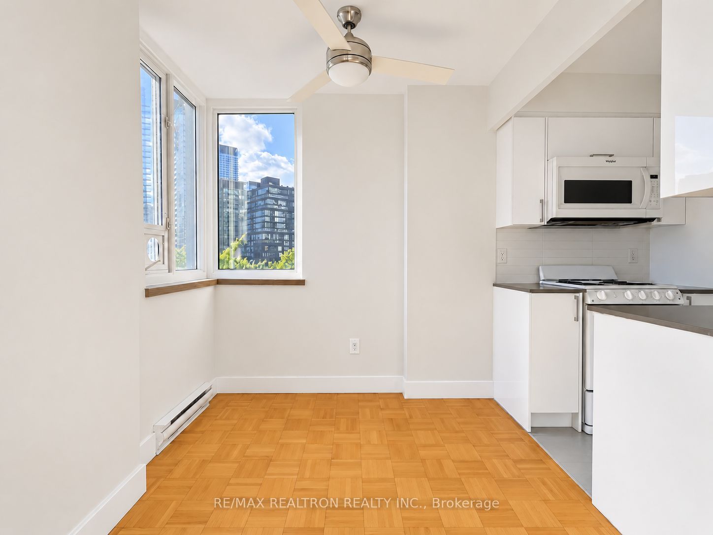 Unit 707 - 55 Isabella Street, Toronto 5
