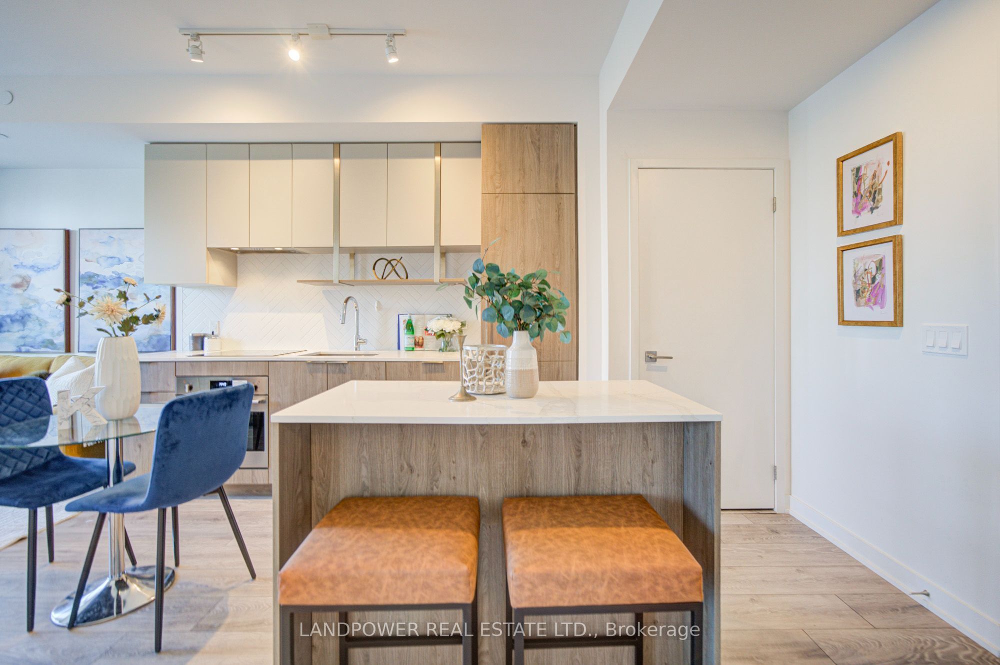 Unit 1906 - 15 Holmes Avenue, North York 4