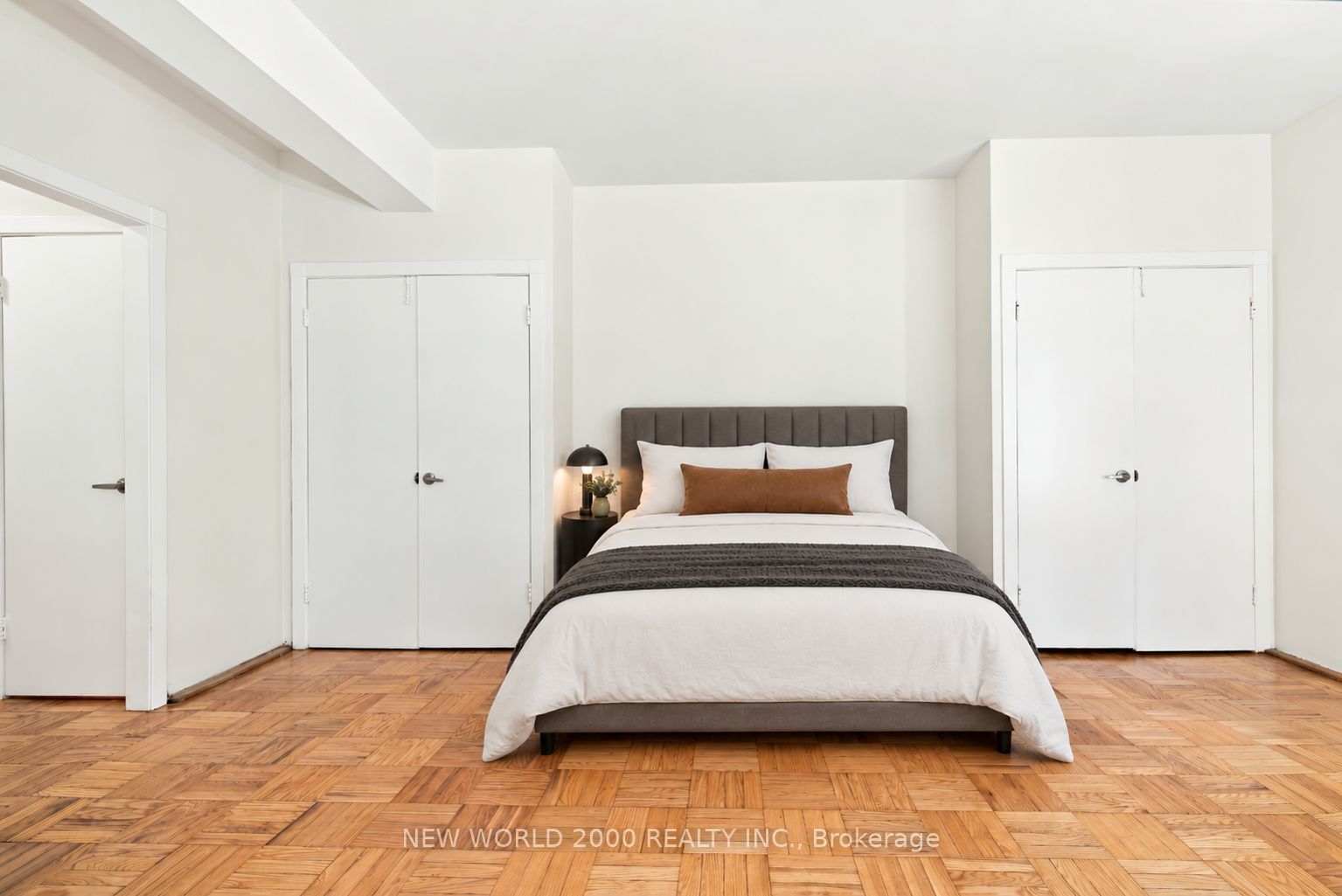 Unit 102 - 110 St Clair Avenue W, Toronto 2