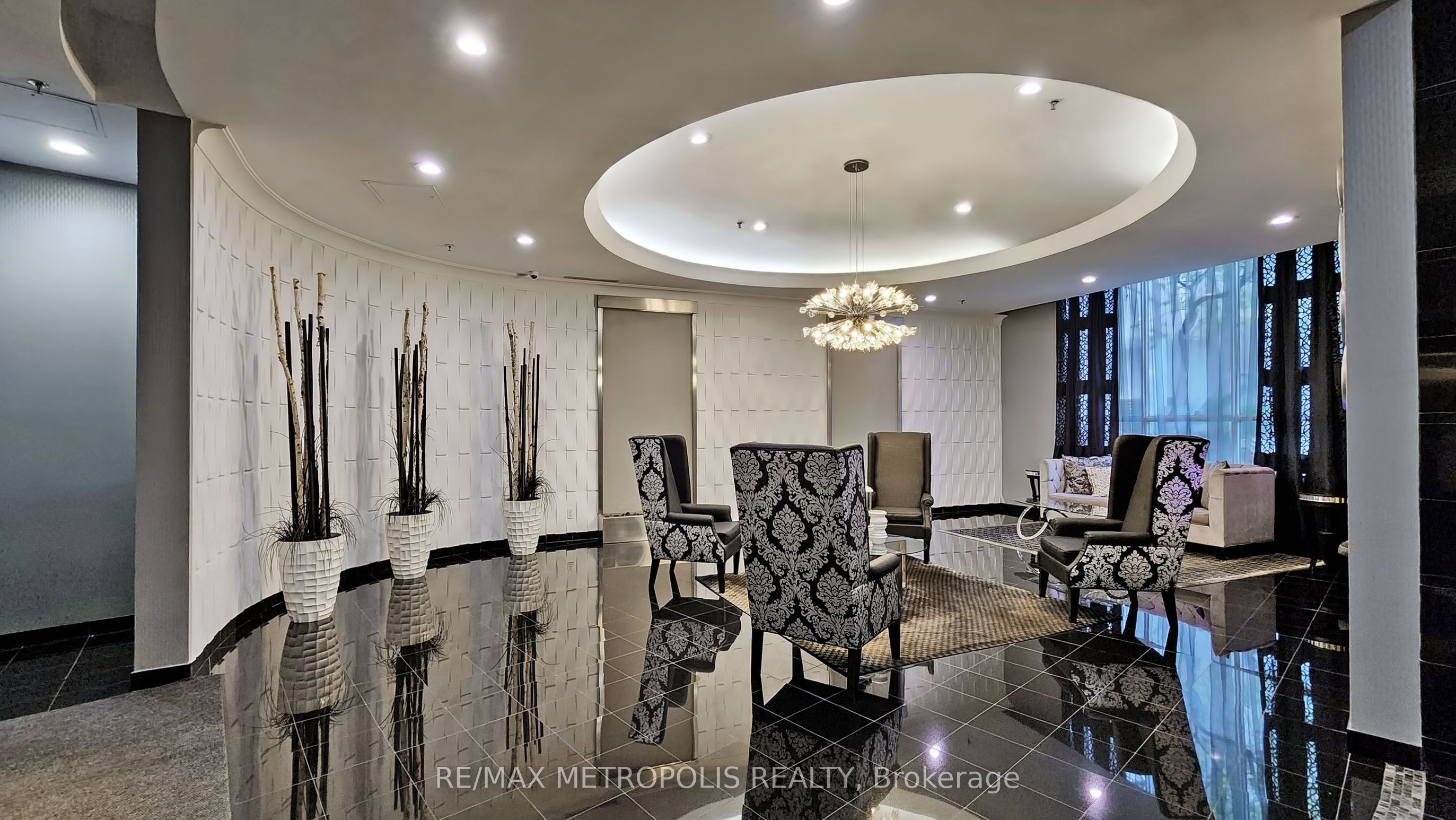 Unit 1702 - 7 Carlton Street, Toronto 3