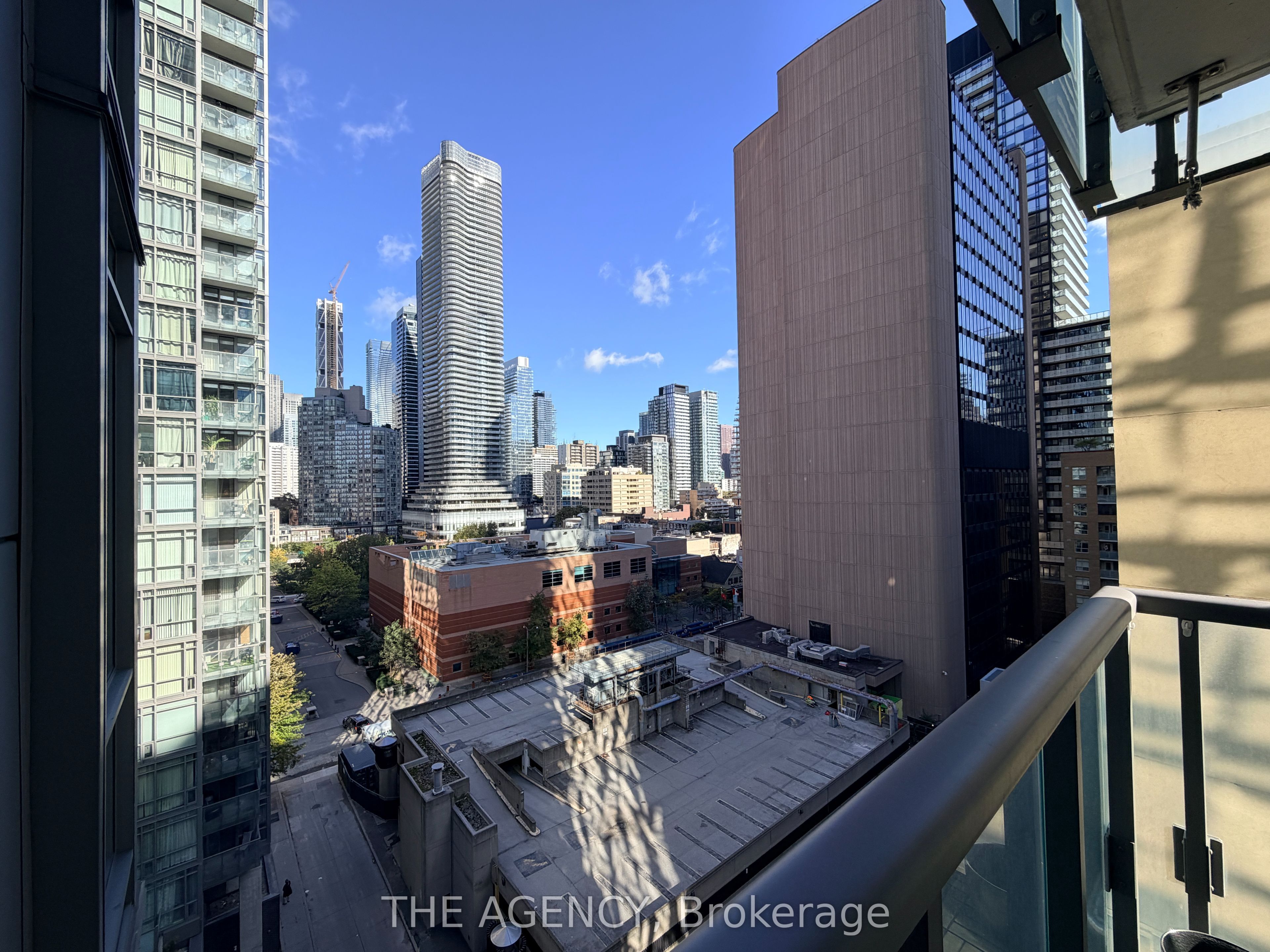 Unit 1008 - 38 Grenville Street, Toronto 2