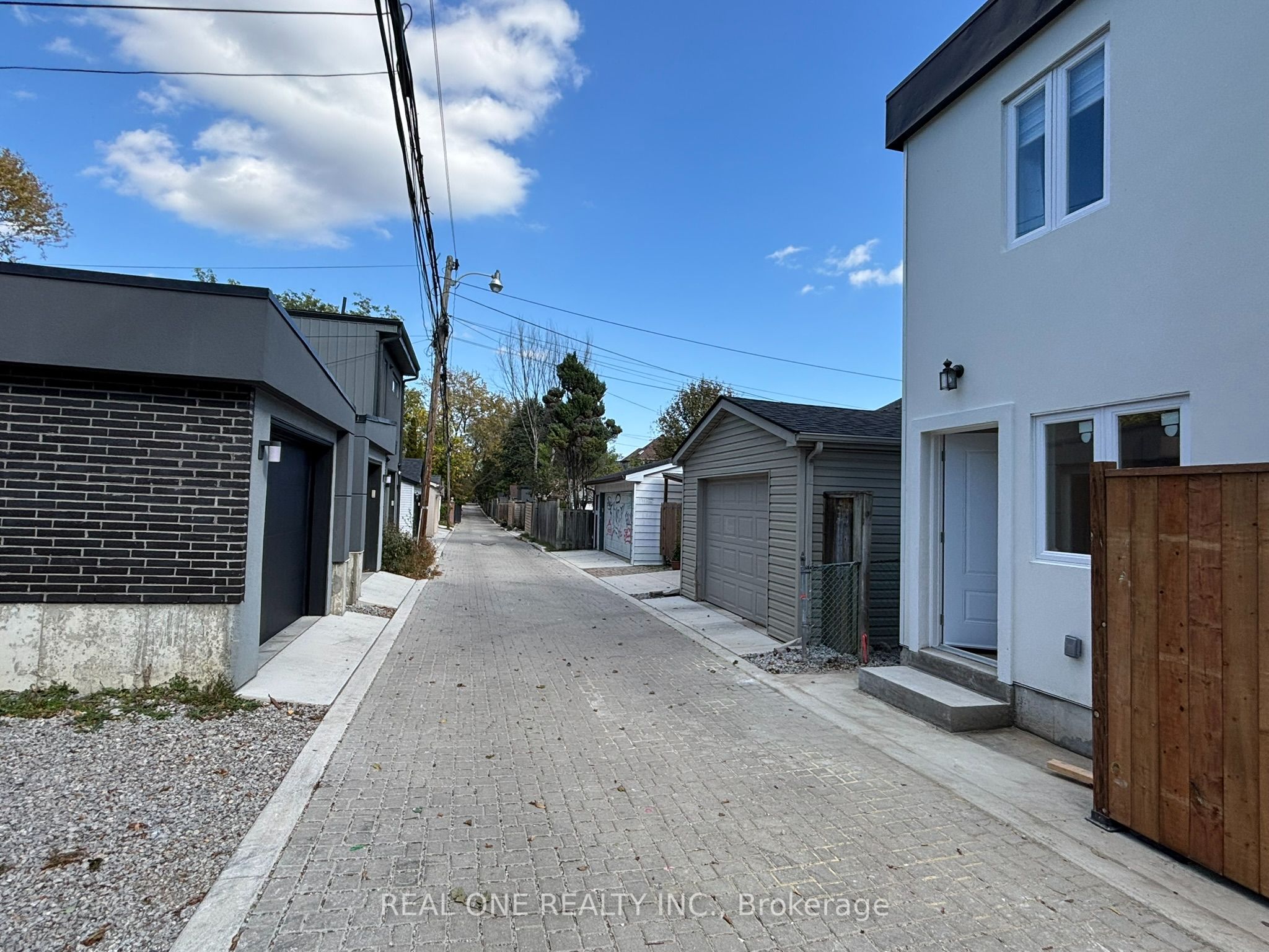 Unit Laneway house - 90 Douglas Avenue, Toronto 2